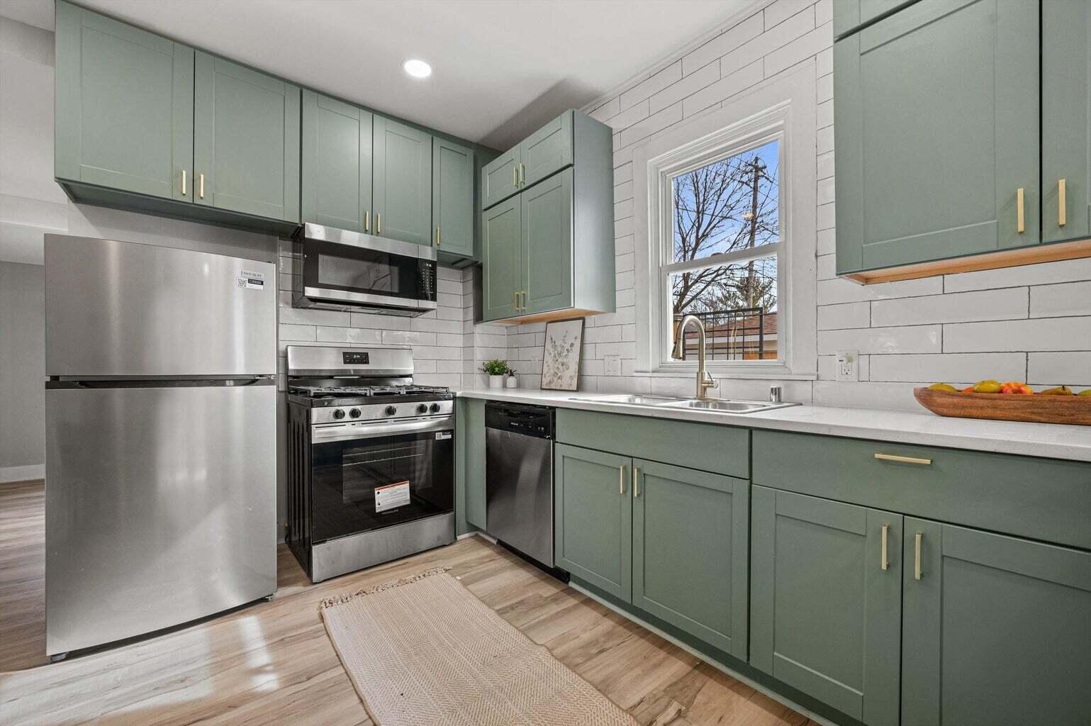 158 N 59th St