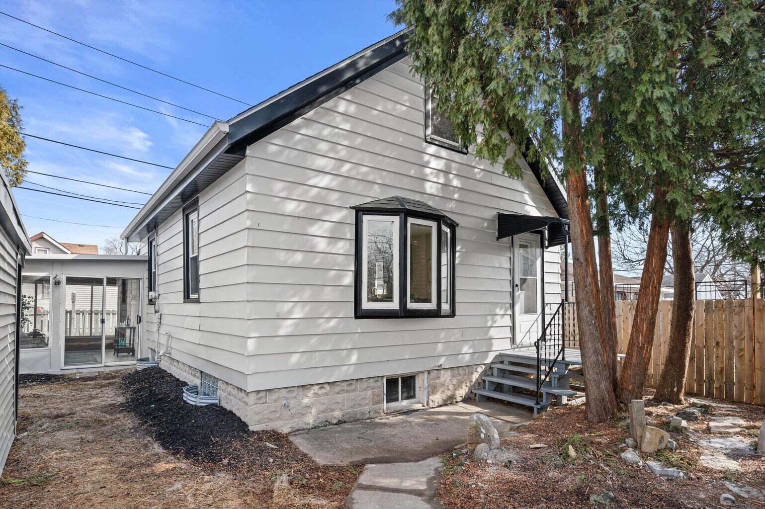 158 N 59th St