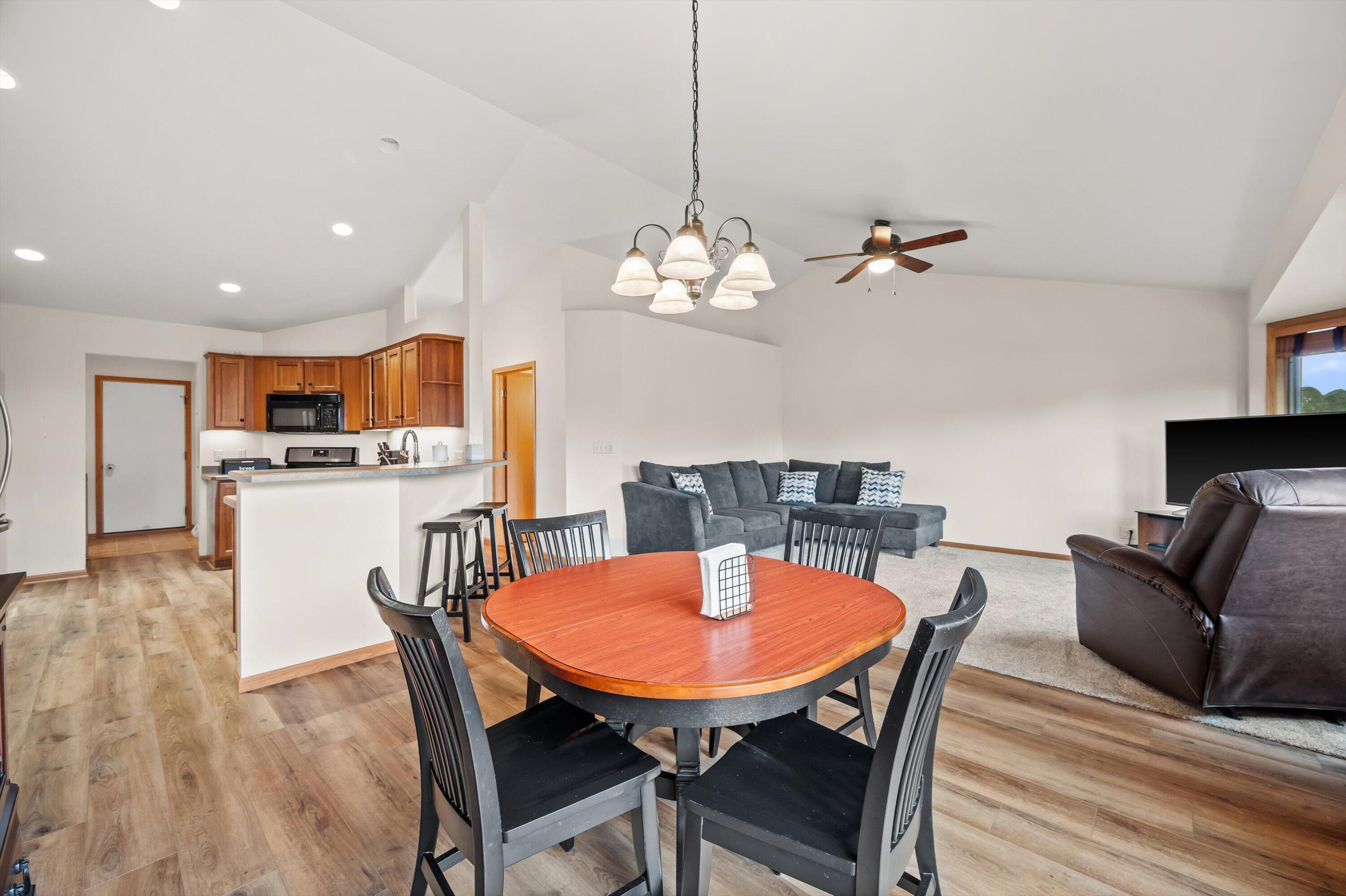 133 S 2nd St