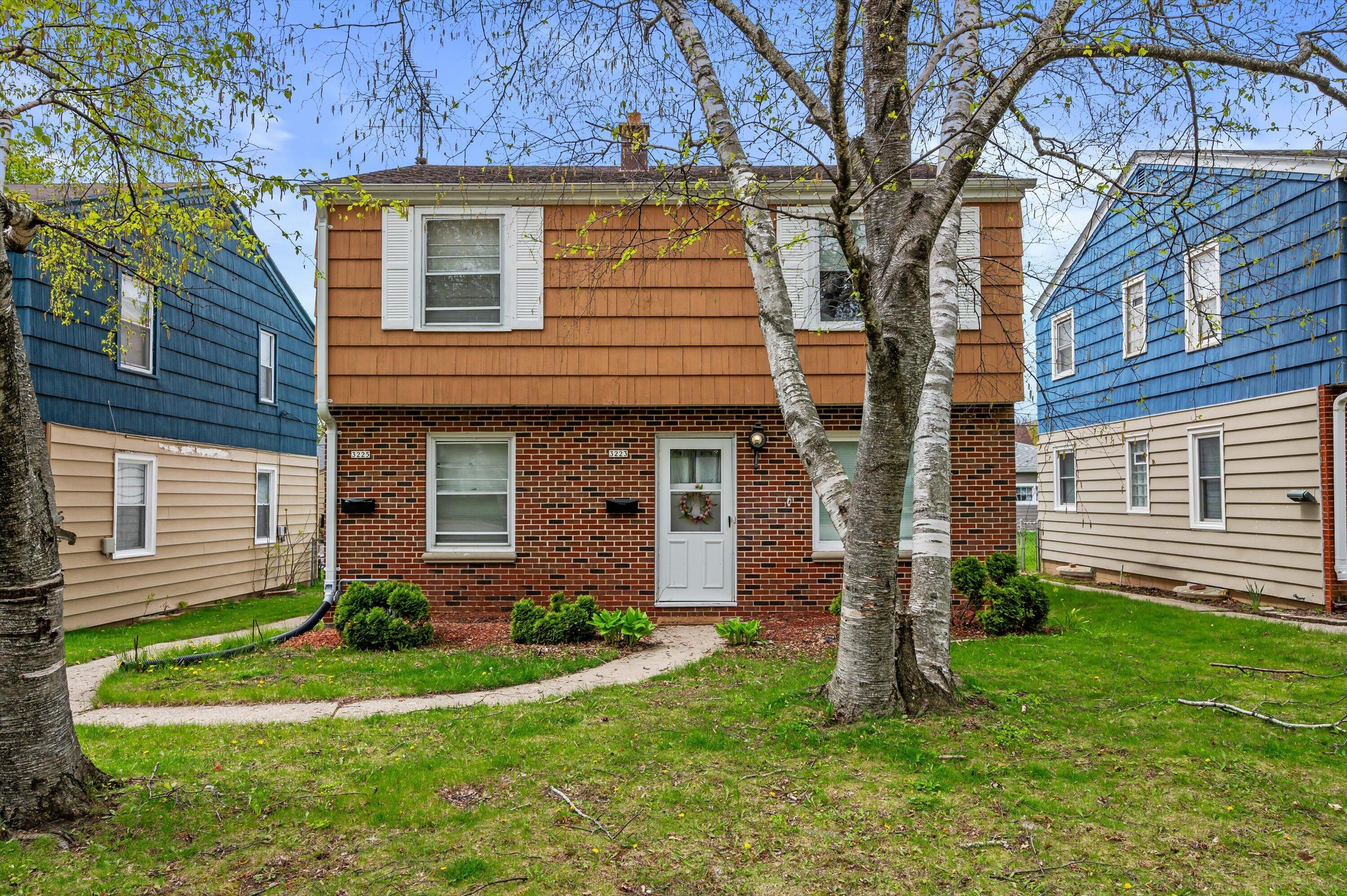 3223 N 84th St Unit: 3225
