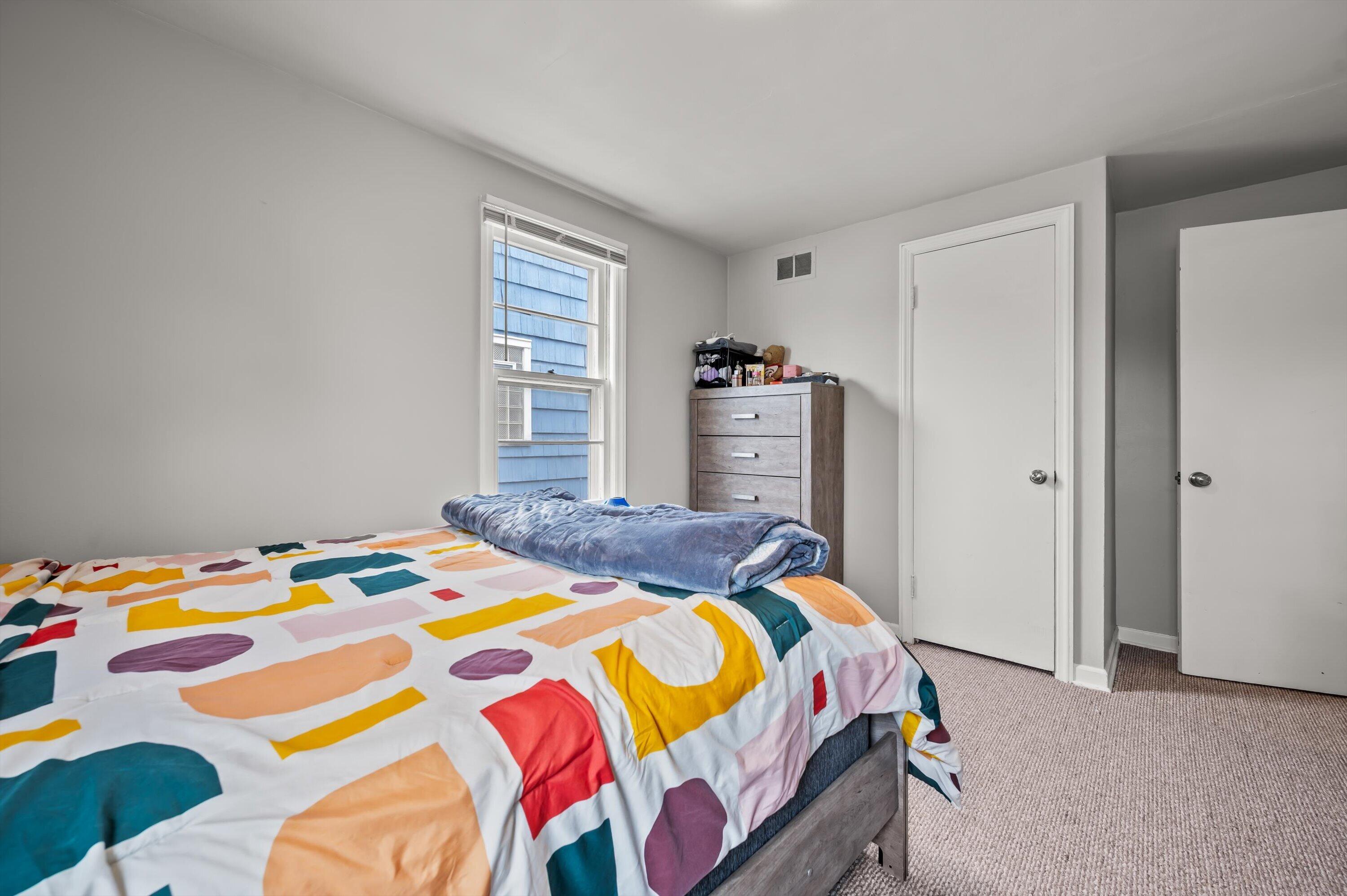 3223 N 84th St Unit: 3225