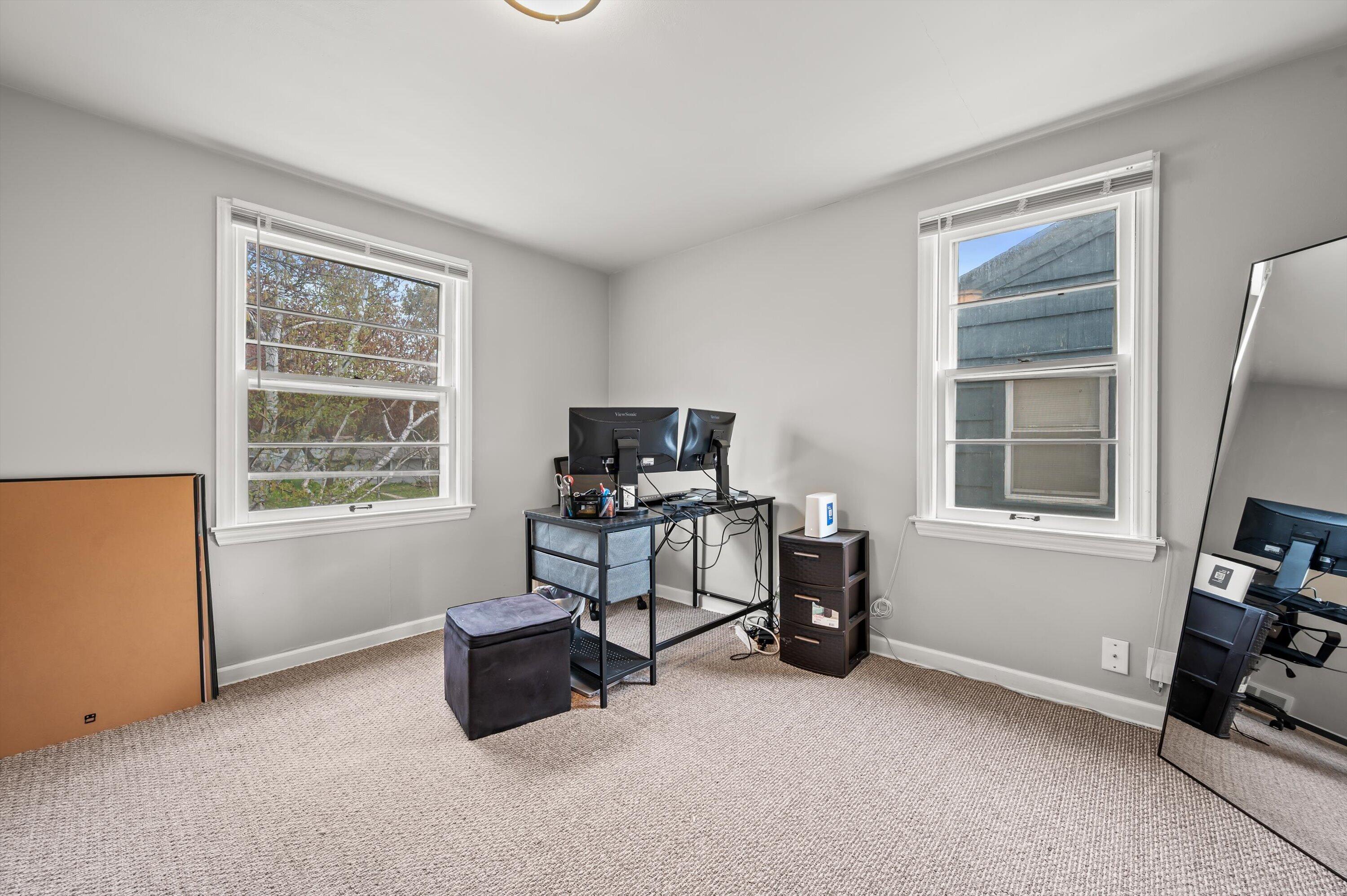 3223 N 84th St Unit: 3225