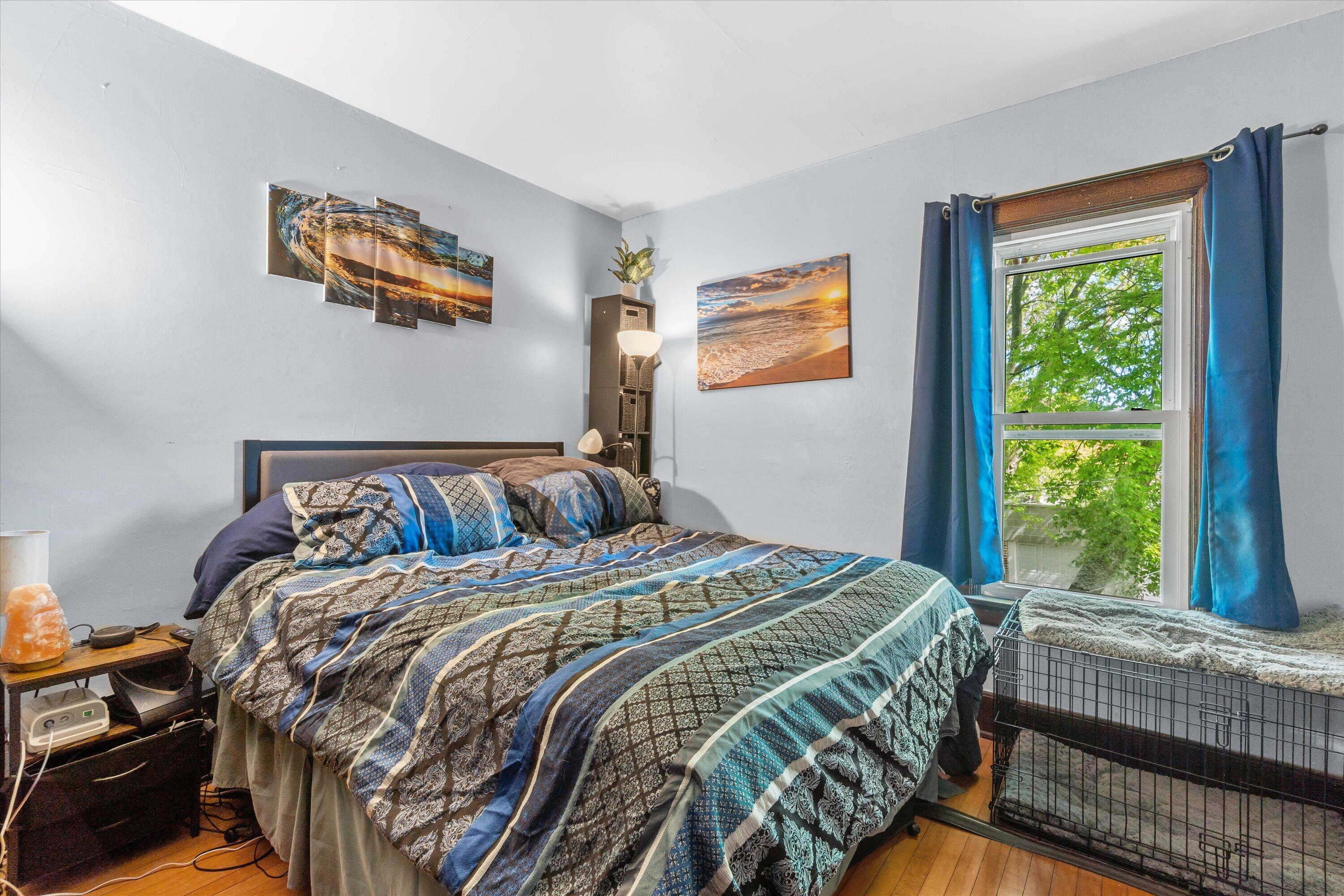 2116 N Oakland Ave Unit: 2118