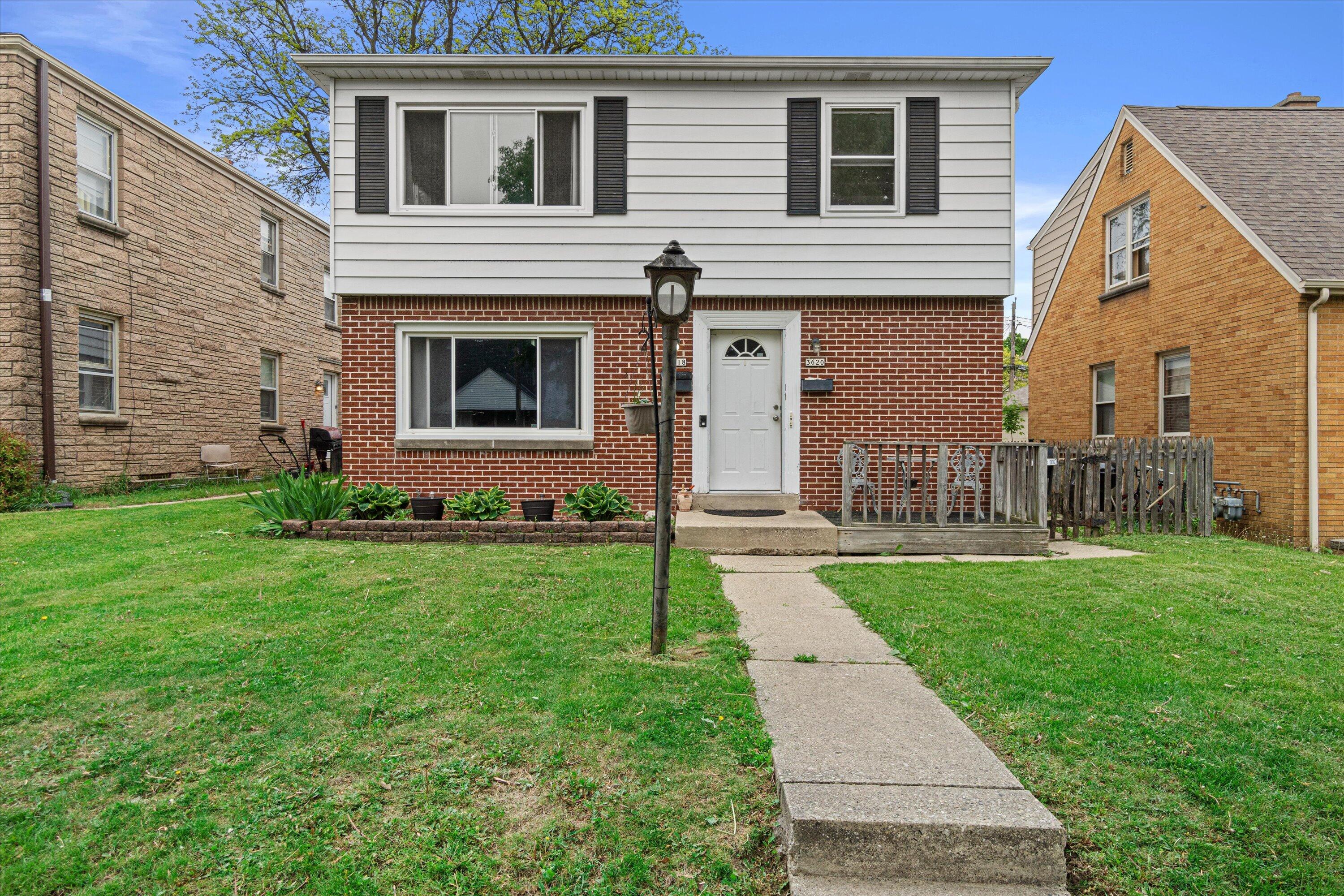 3618 N 86th St Unit: 3620