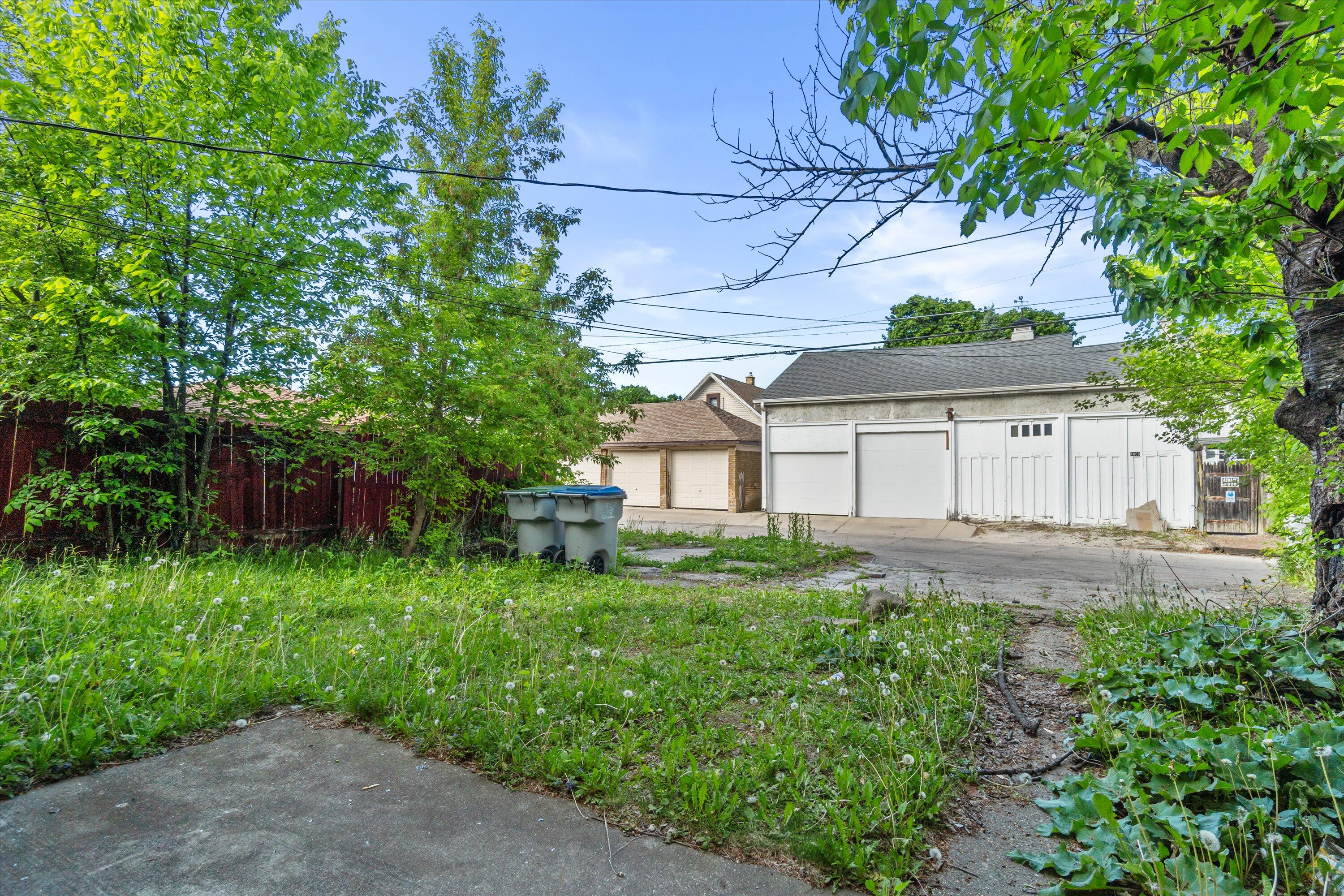 4912 W Medford Ave Unit: 4914