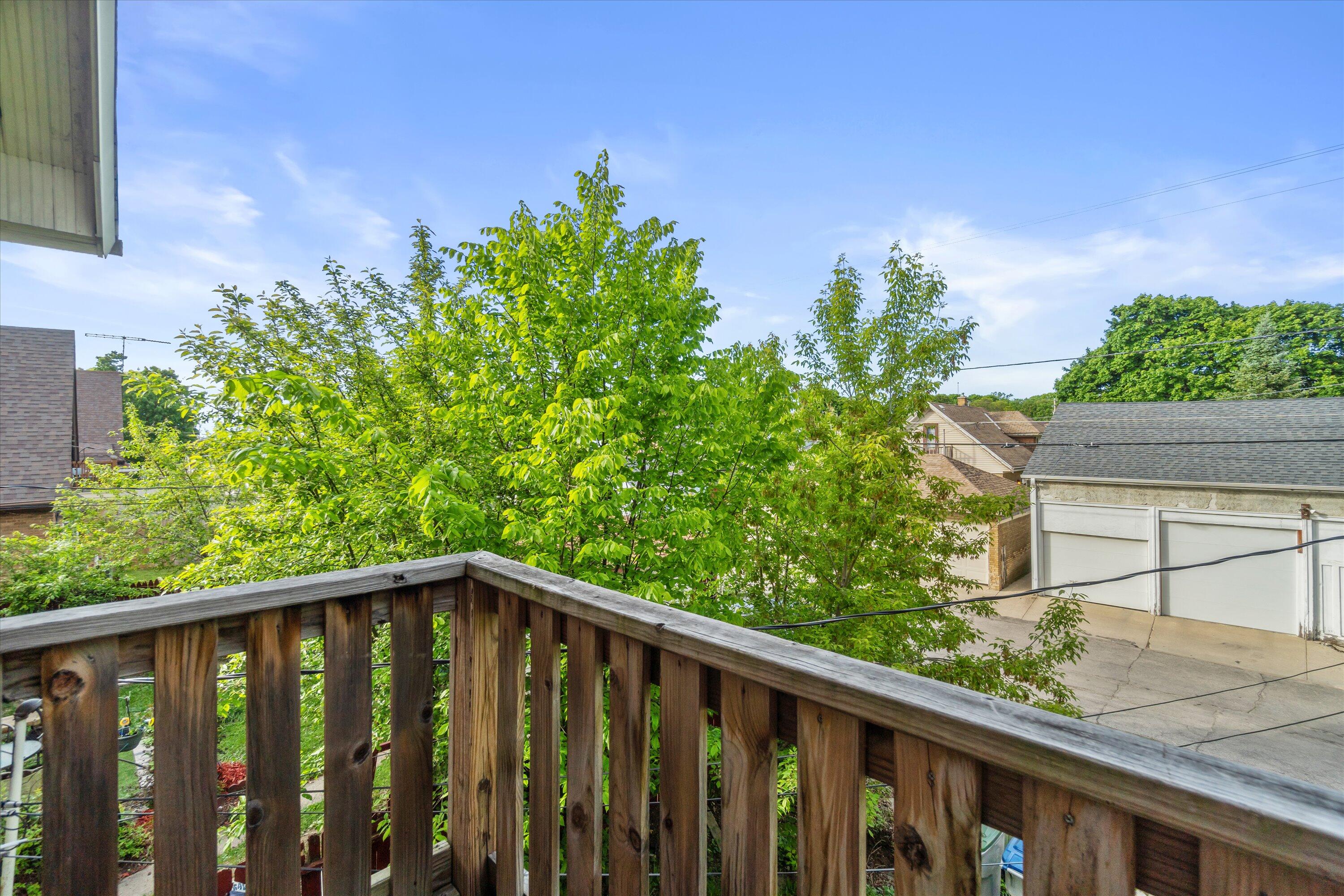 4912 W Medford Ave Unit: 4914