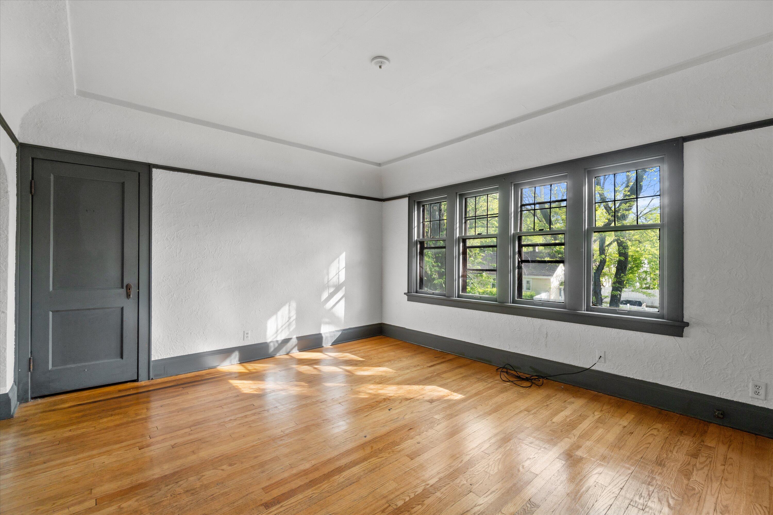 4912 W Medford Ave Unit: 4914
