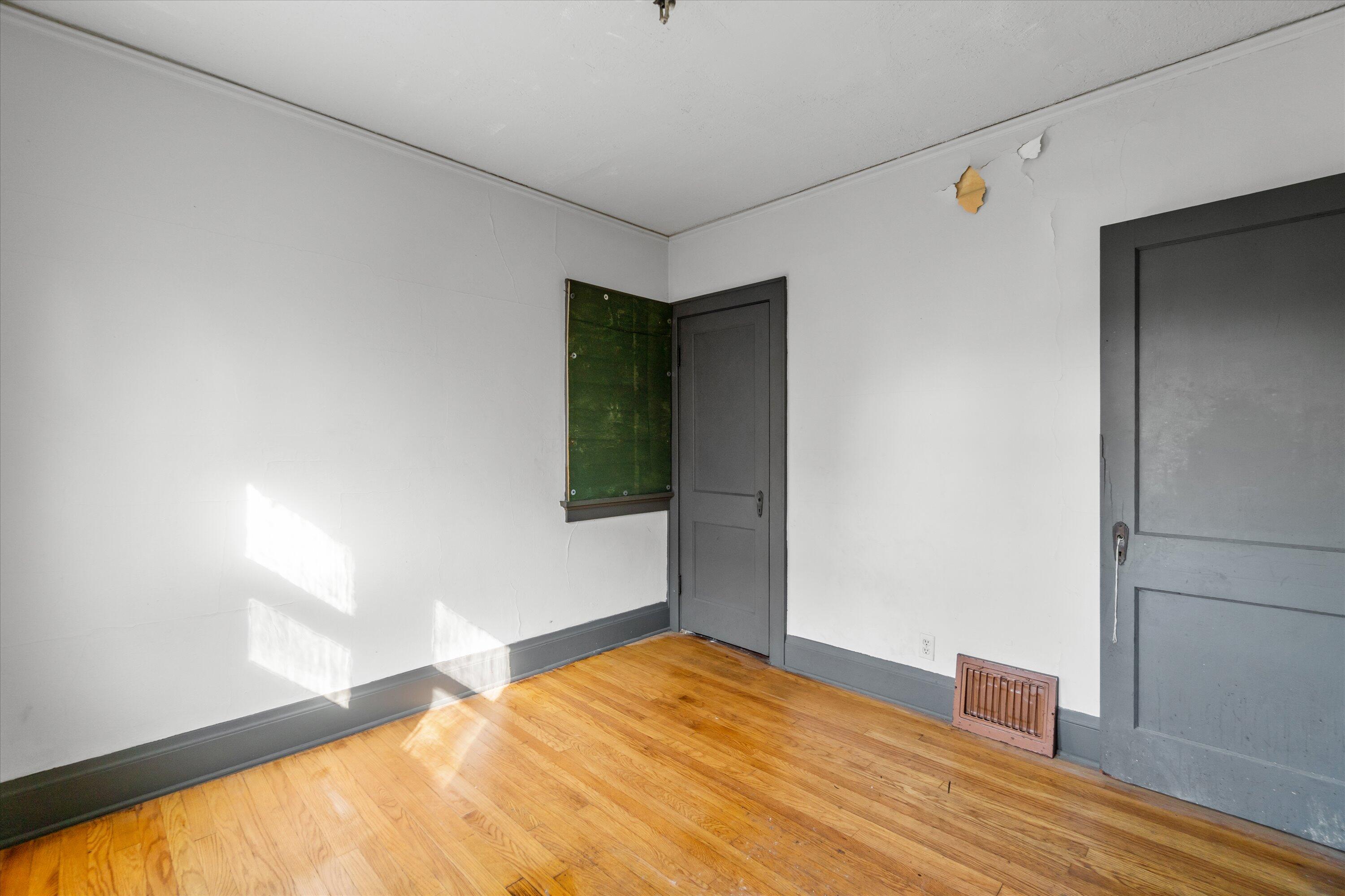 4912 W Medford Ave Unit: 4914