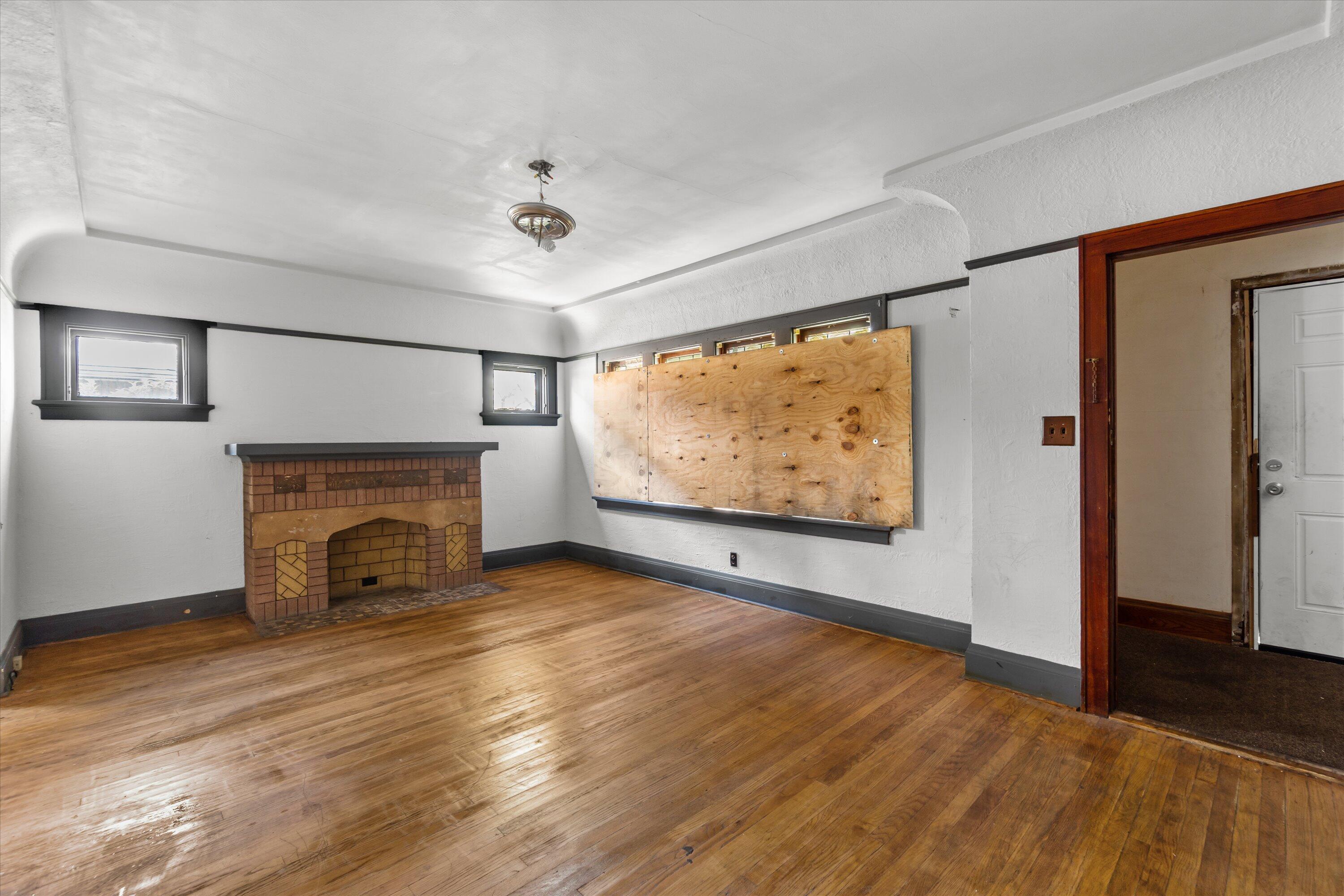 4912 W Medford Ave Unit: 4914