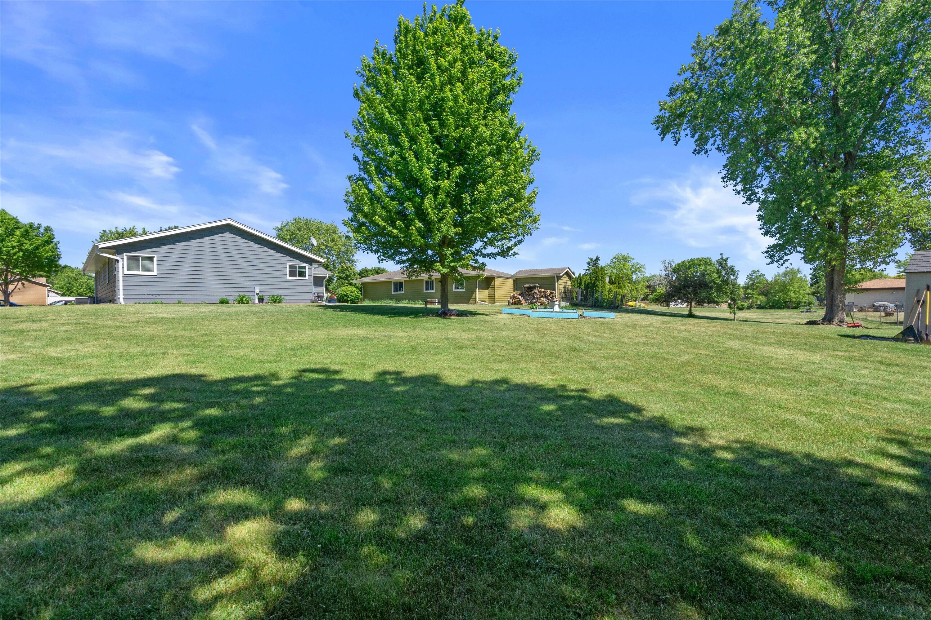 4219 W Pebble Beach Ct