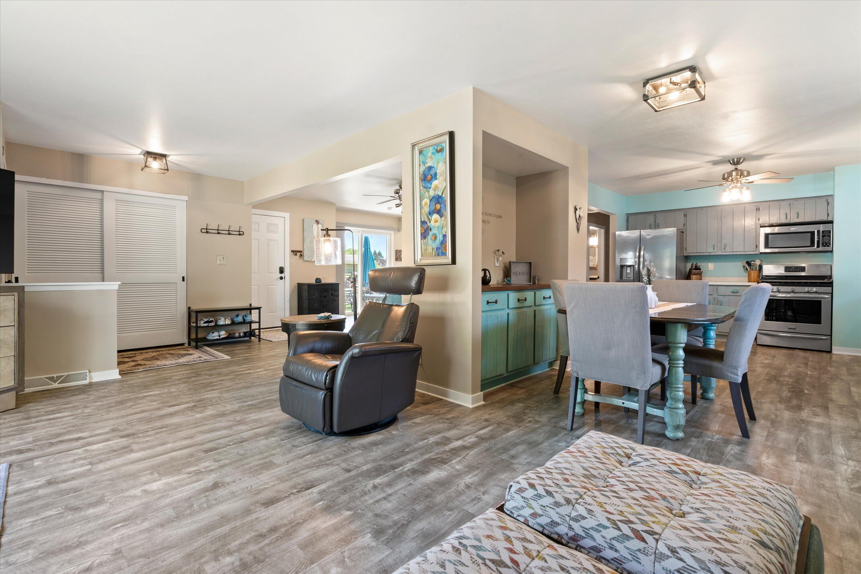 4219 W Pebble Beach Ct