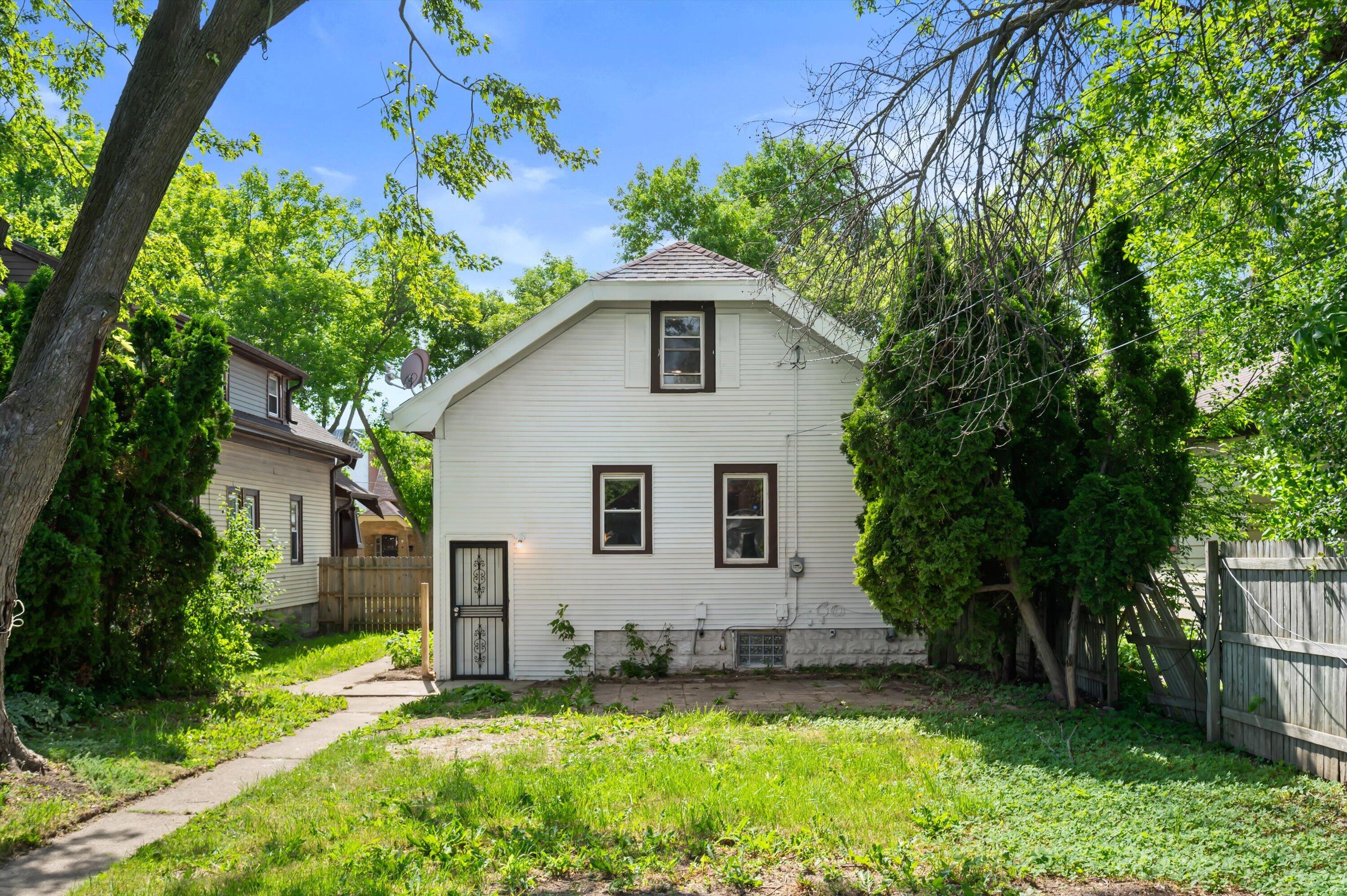 4058 N 24th Pl