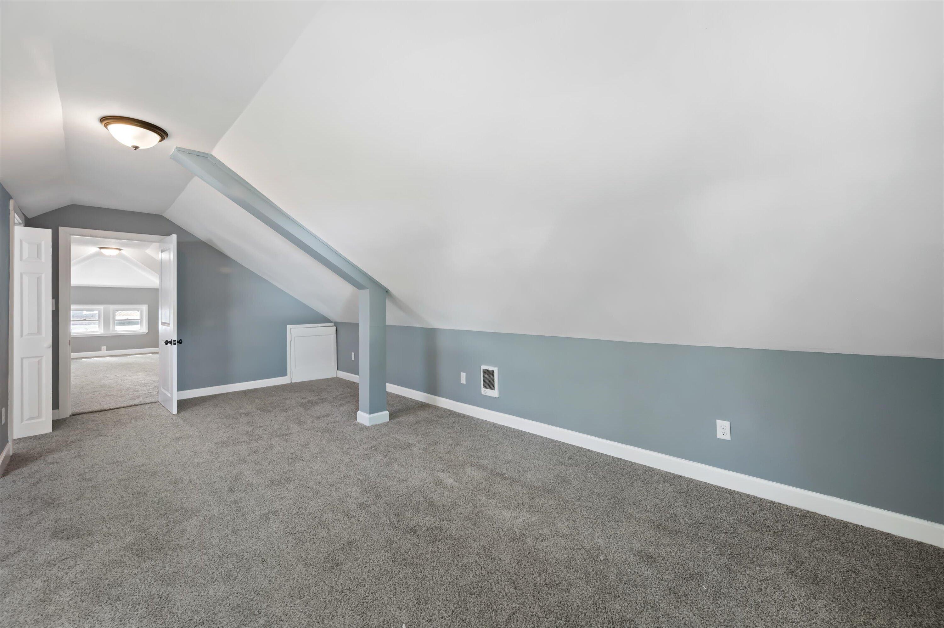 4058 N 24th Pl