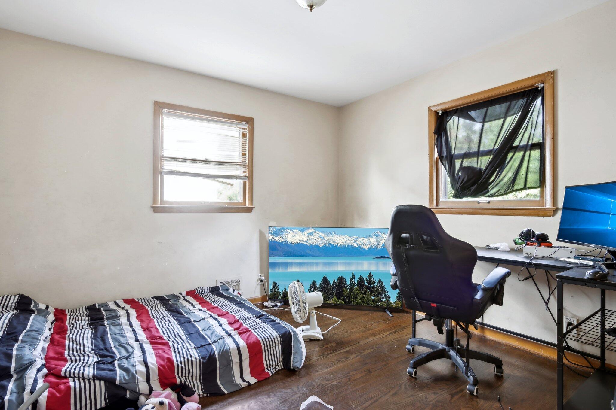4722 N 49th St Unit: 4724