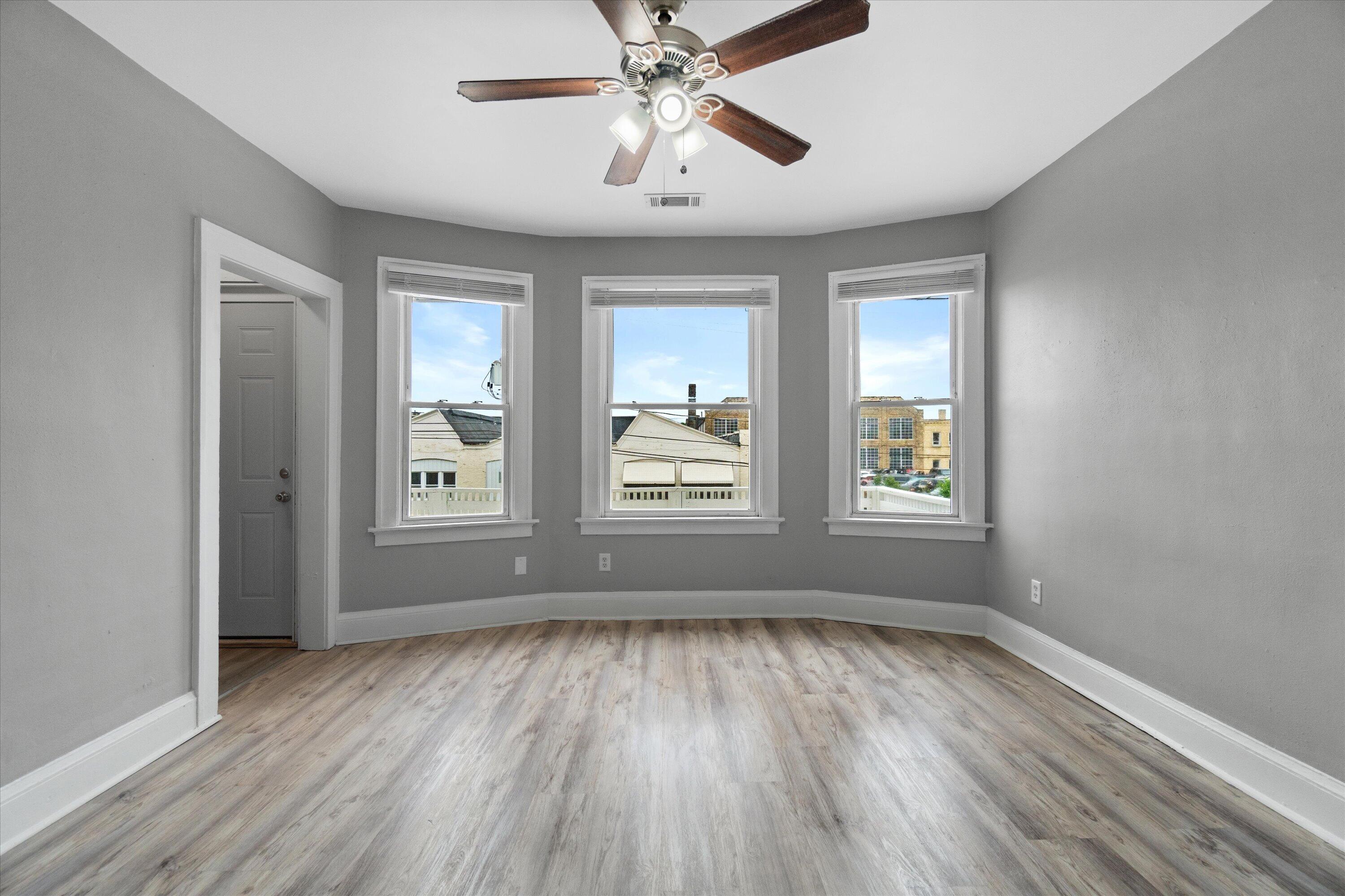 1722 S 66th St Unit: 1724