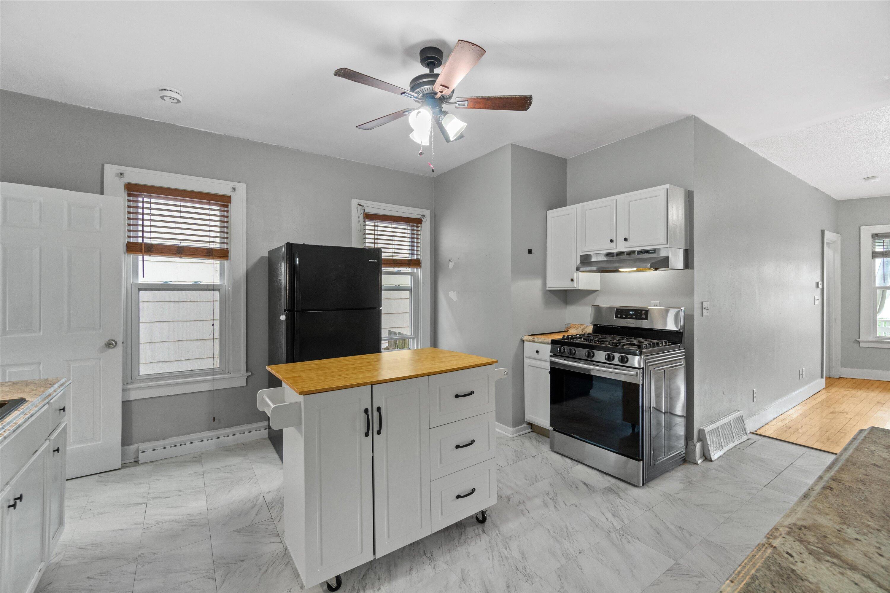 1722 S 66th St Unit: 1724