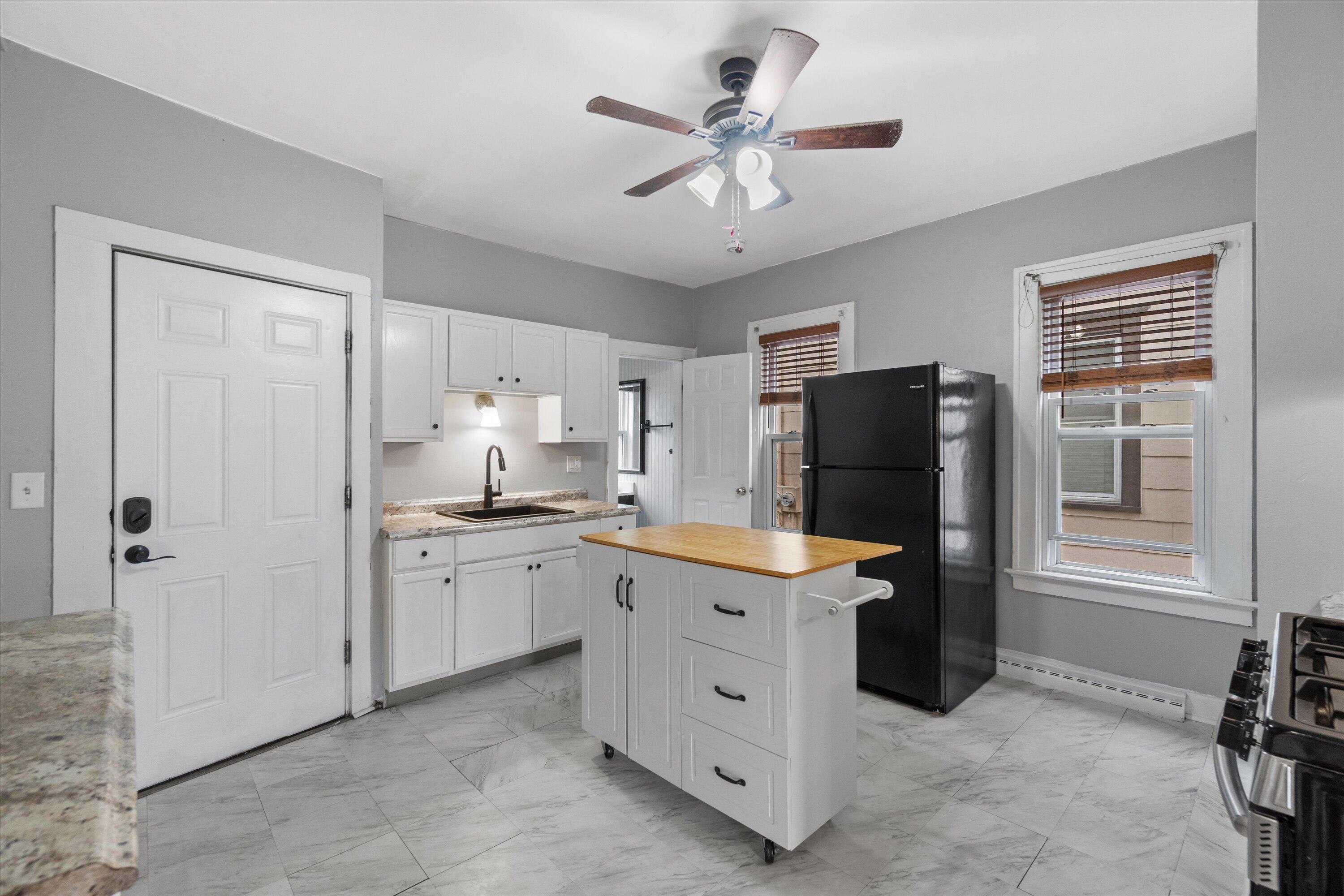 1722 S 66th St Unit: 1724