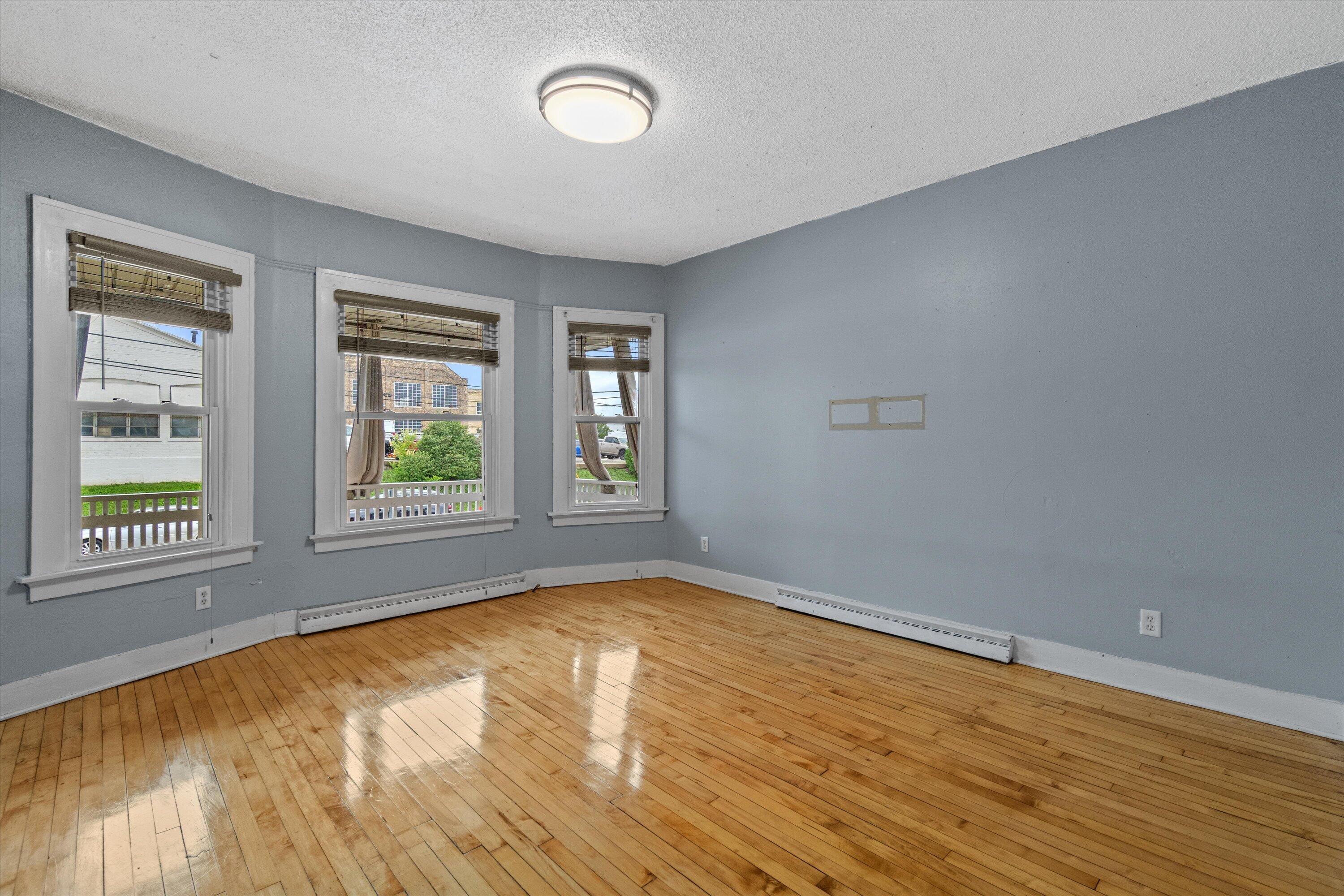 1722 S 66th St Unit: 1724