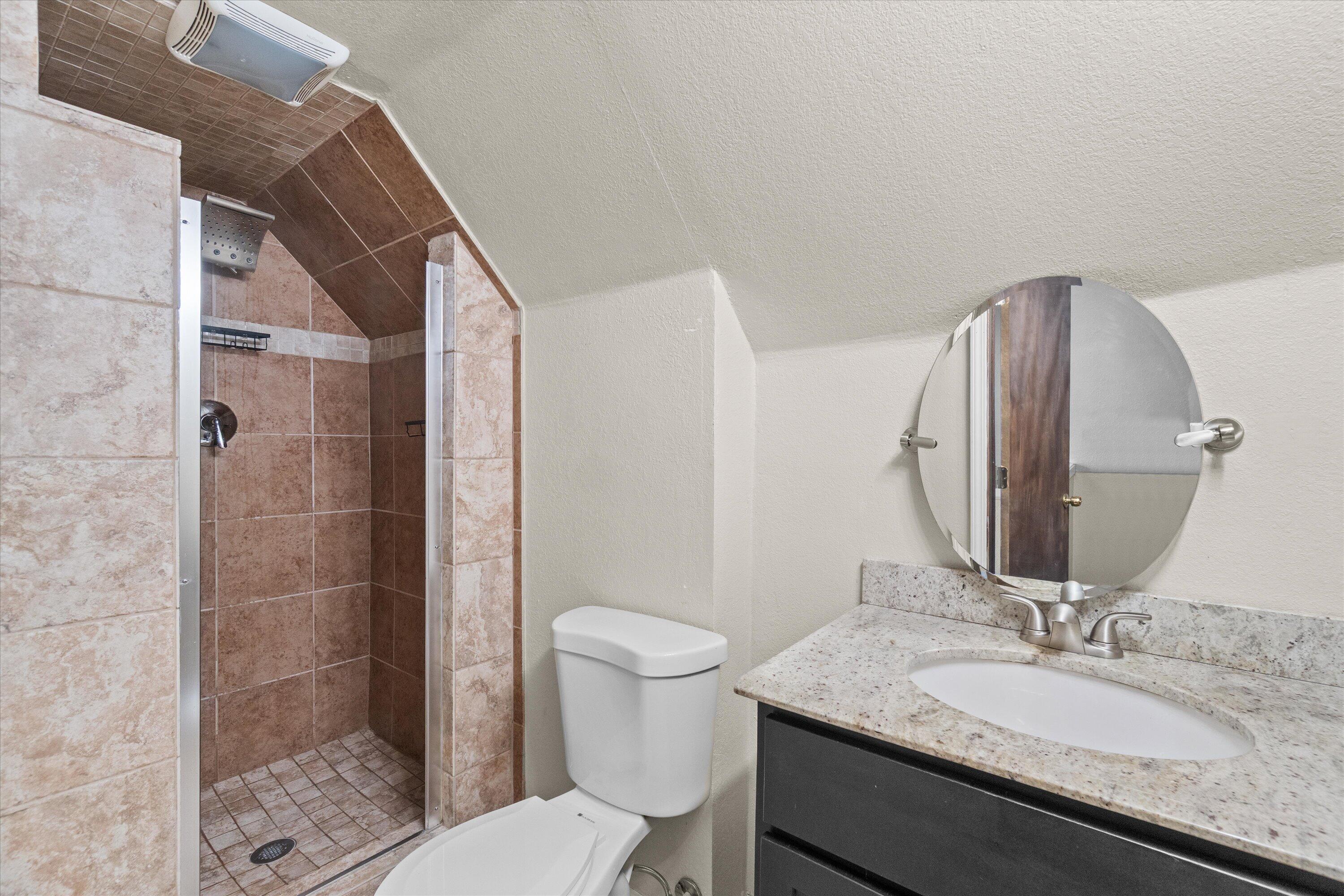 1722 S 66th St Unit: 1724