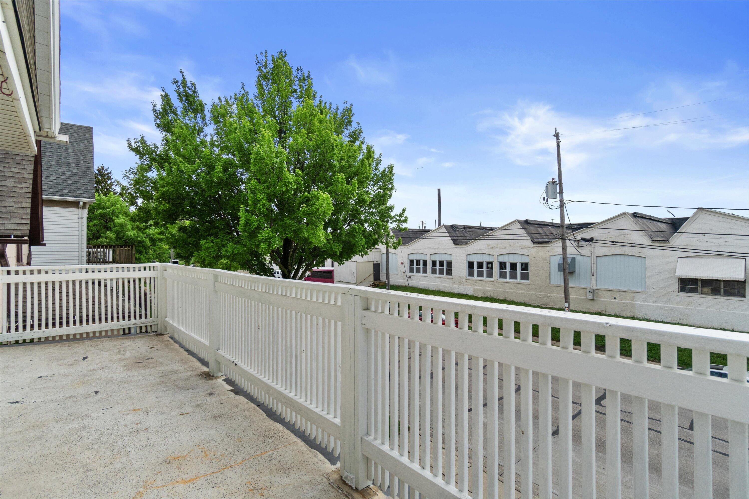 1722 S 66th St Unit: 1724