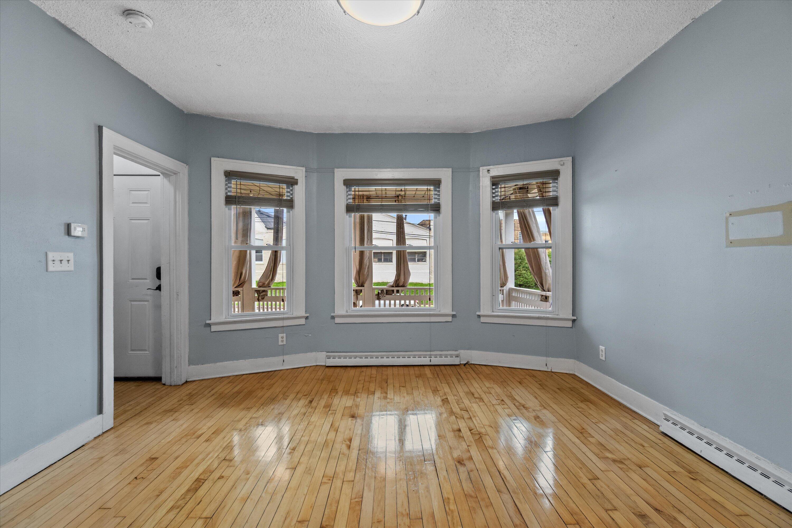 1722 S 66th St Unit: 1724