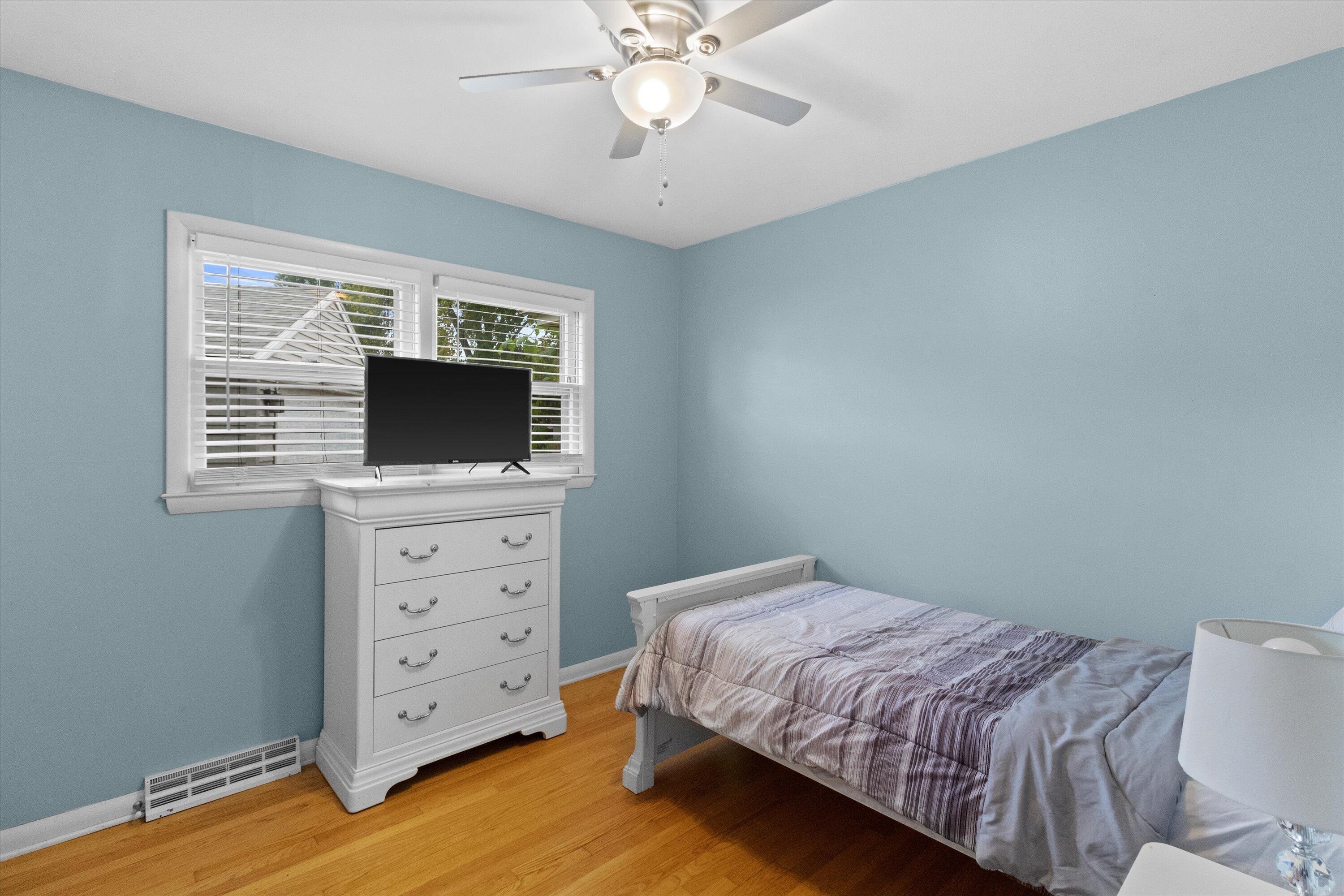 2728 N Carlton Pl Unit: 2730