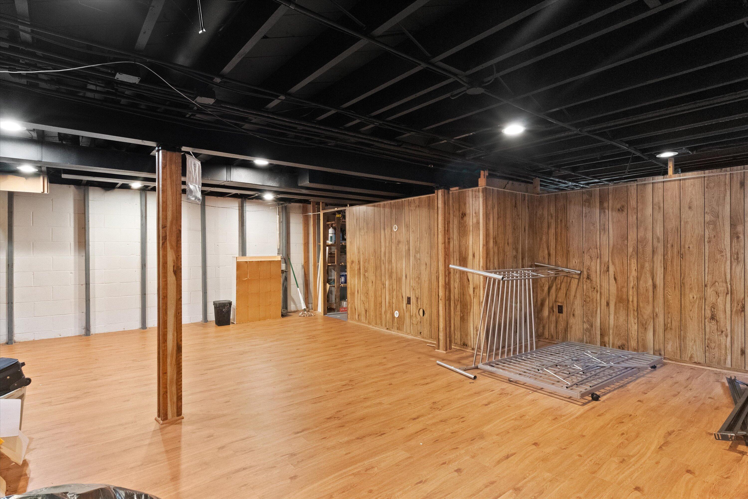2728 N Carlton Pl Unit: 2730