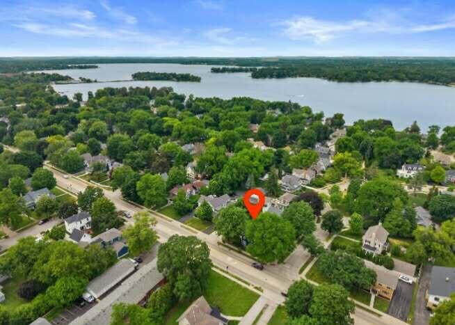 102 Woodland Ln