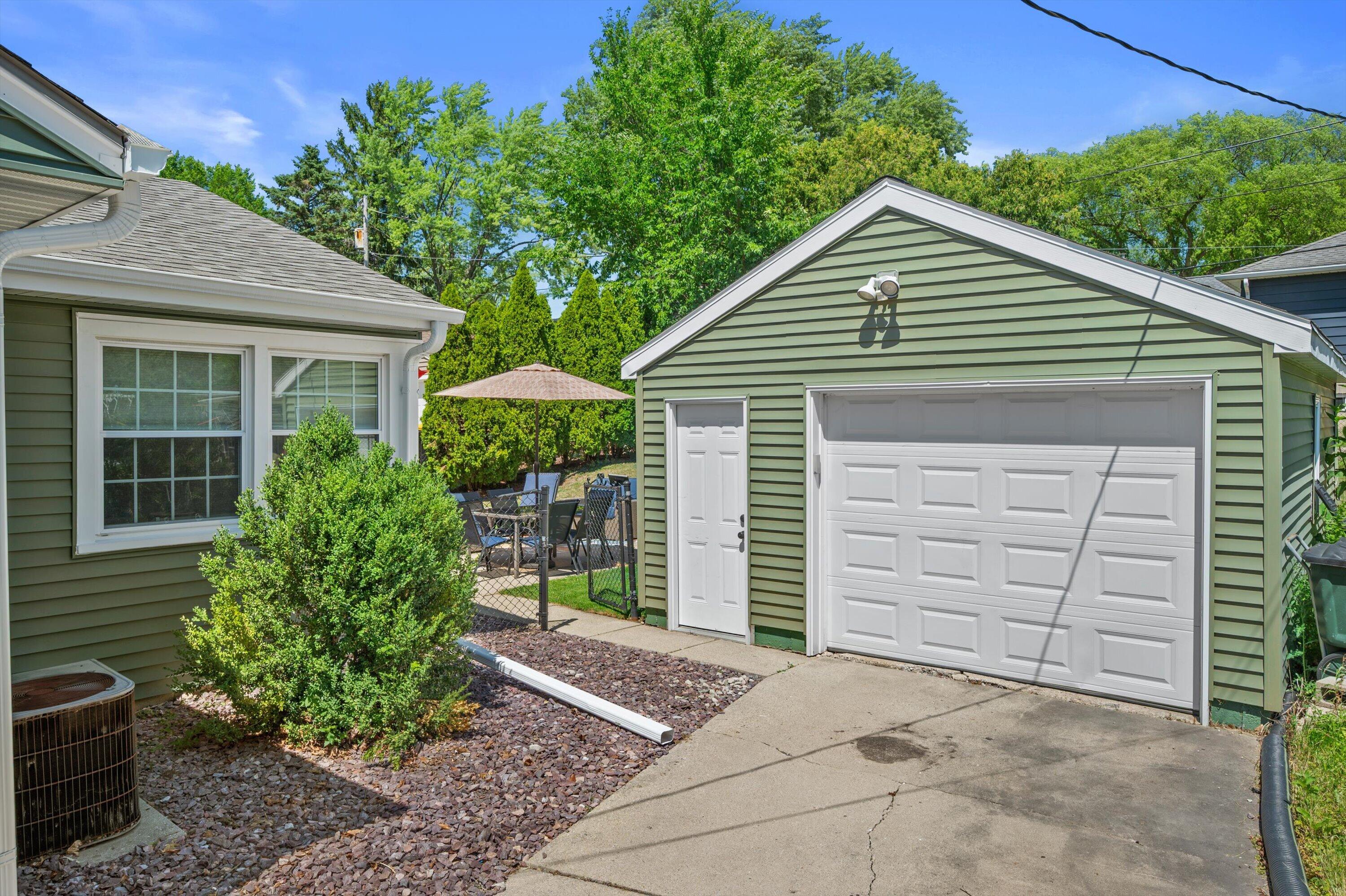 4300 Raymir Pl