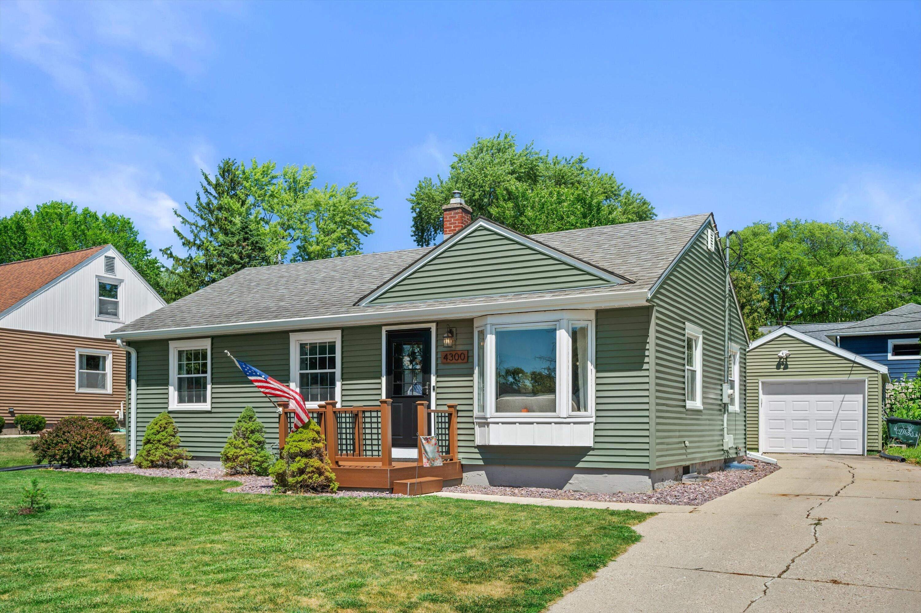 4300 Raymir Pl