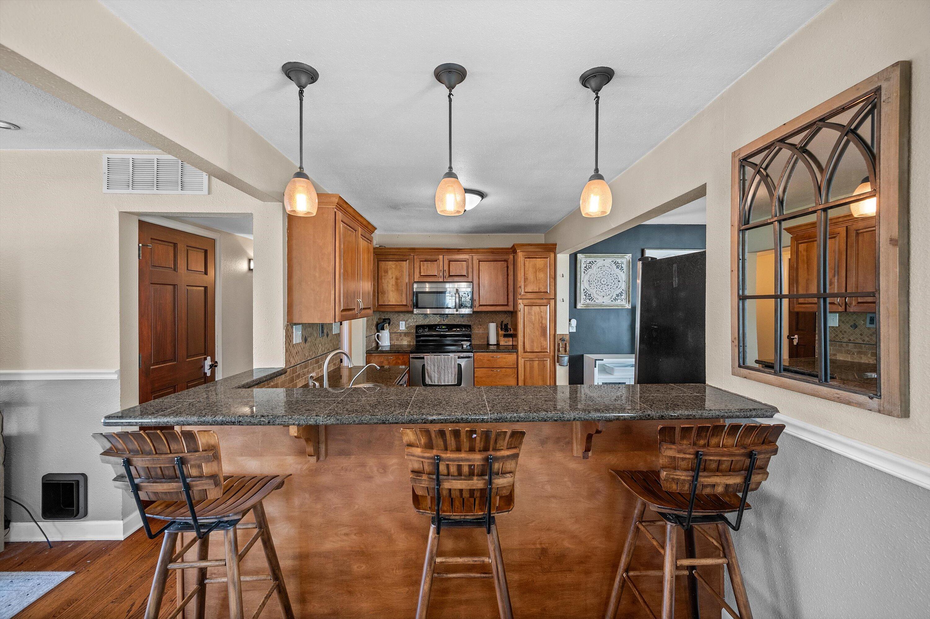 4300 Raymir Pl