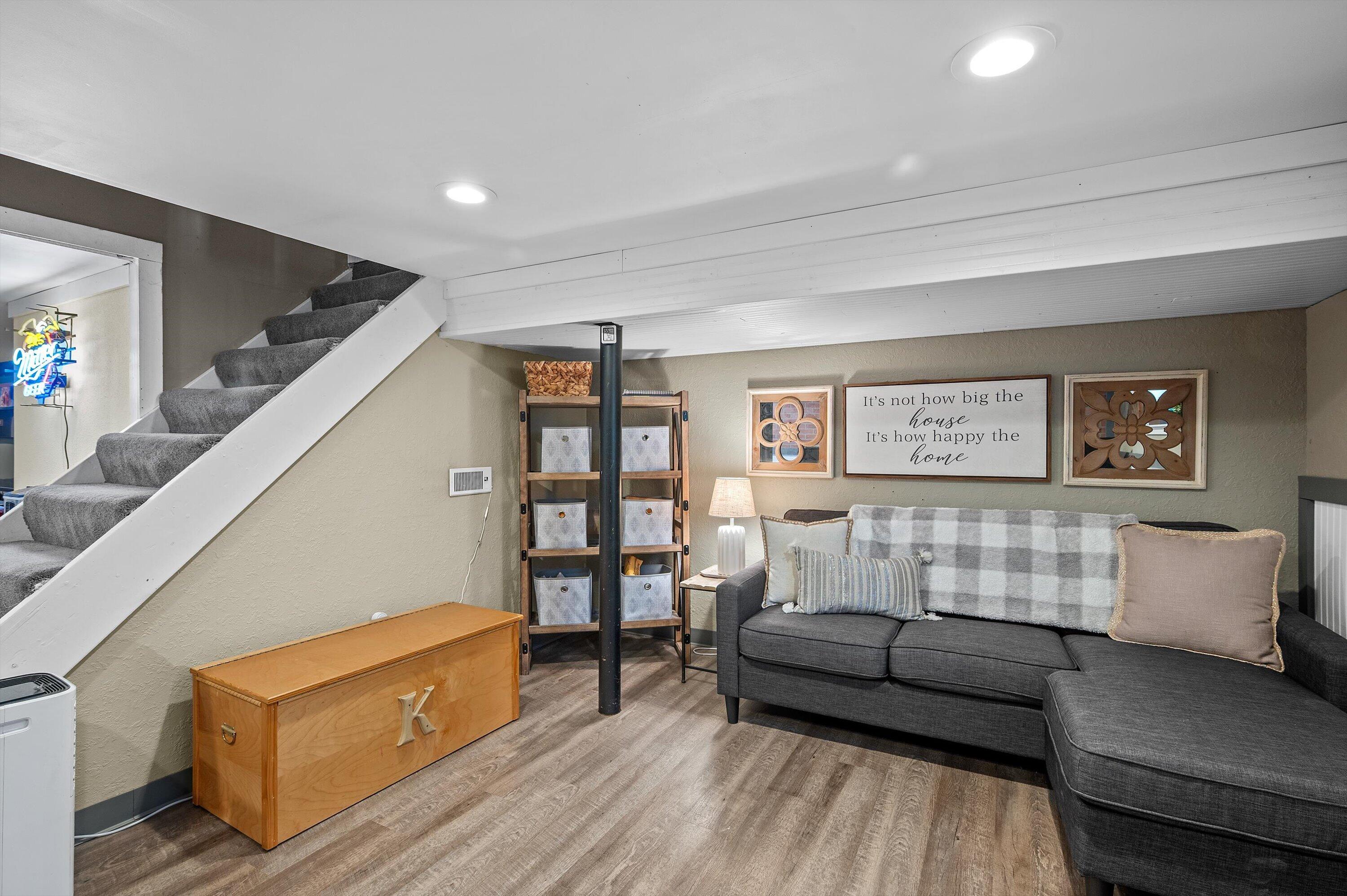 4300 Raymir Pl