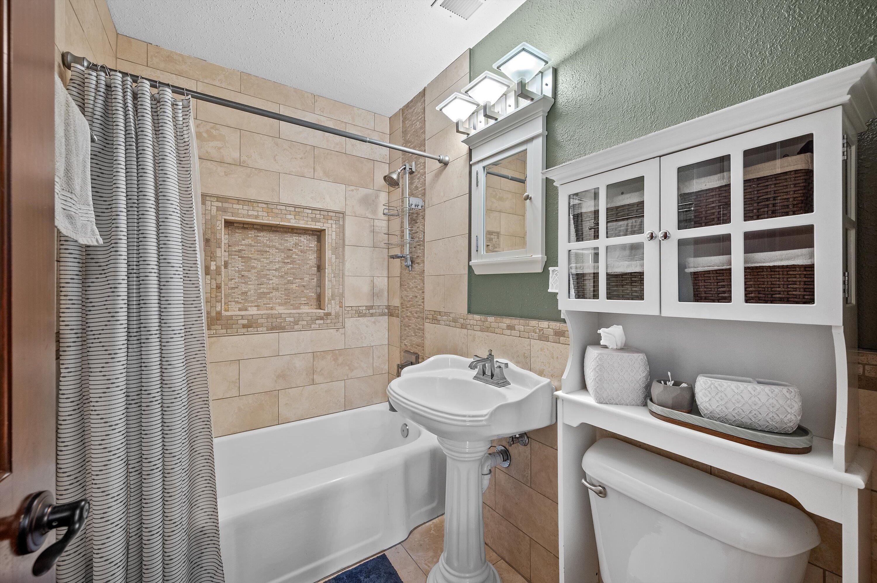 4300 Raymir Pl
