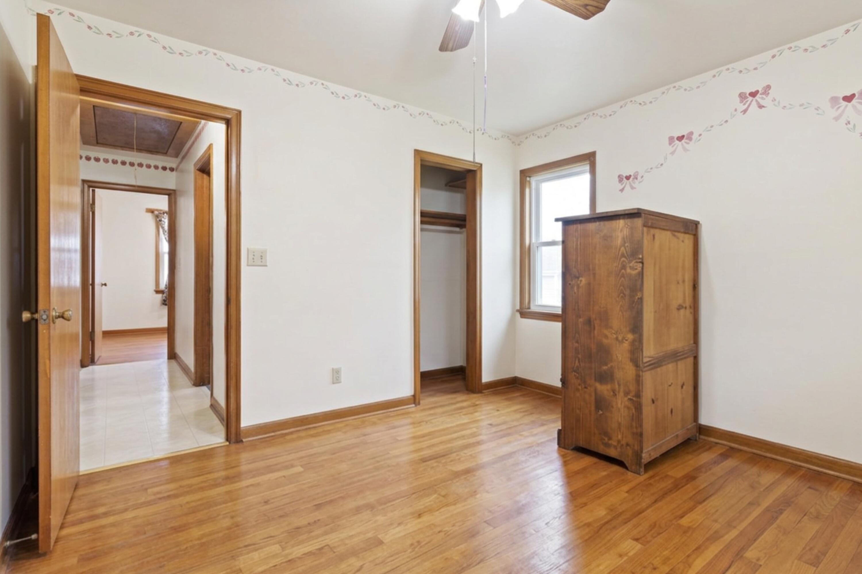 225 Fremont St