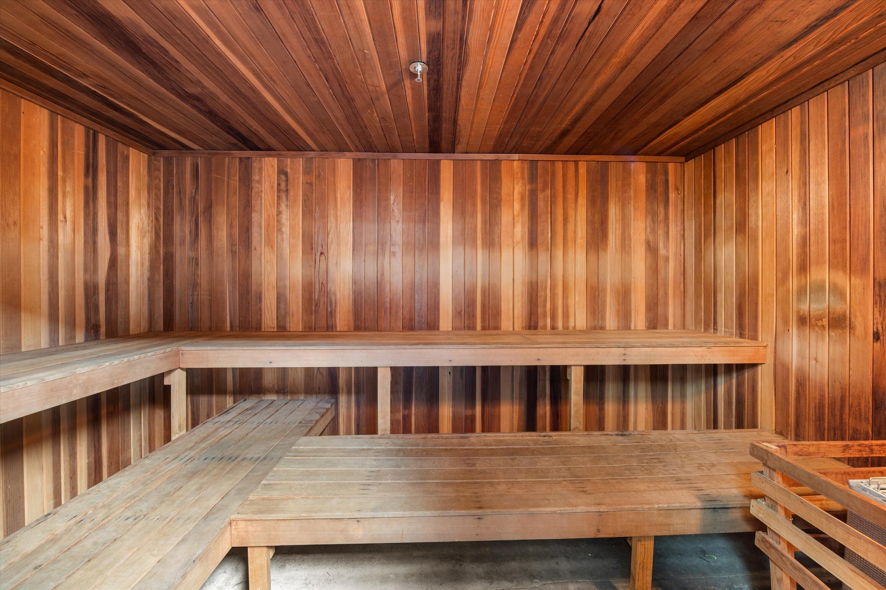 234 N Broadway -, 418