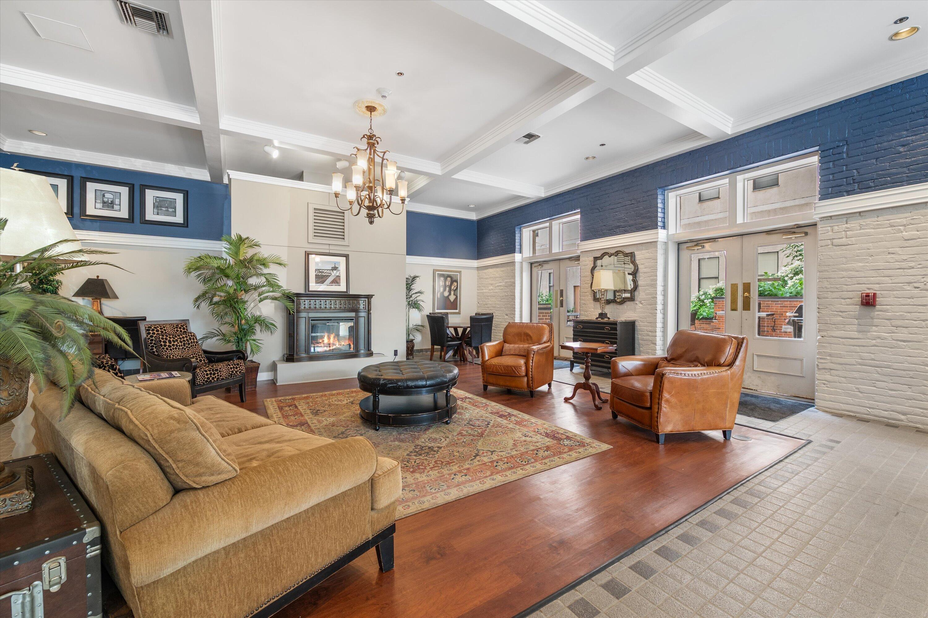 234 N Broadway -, 418