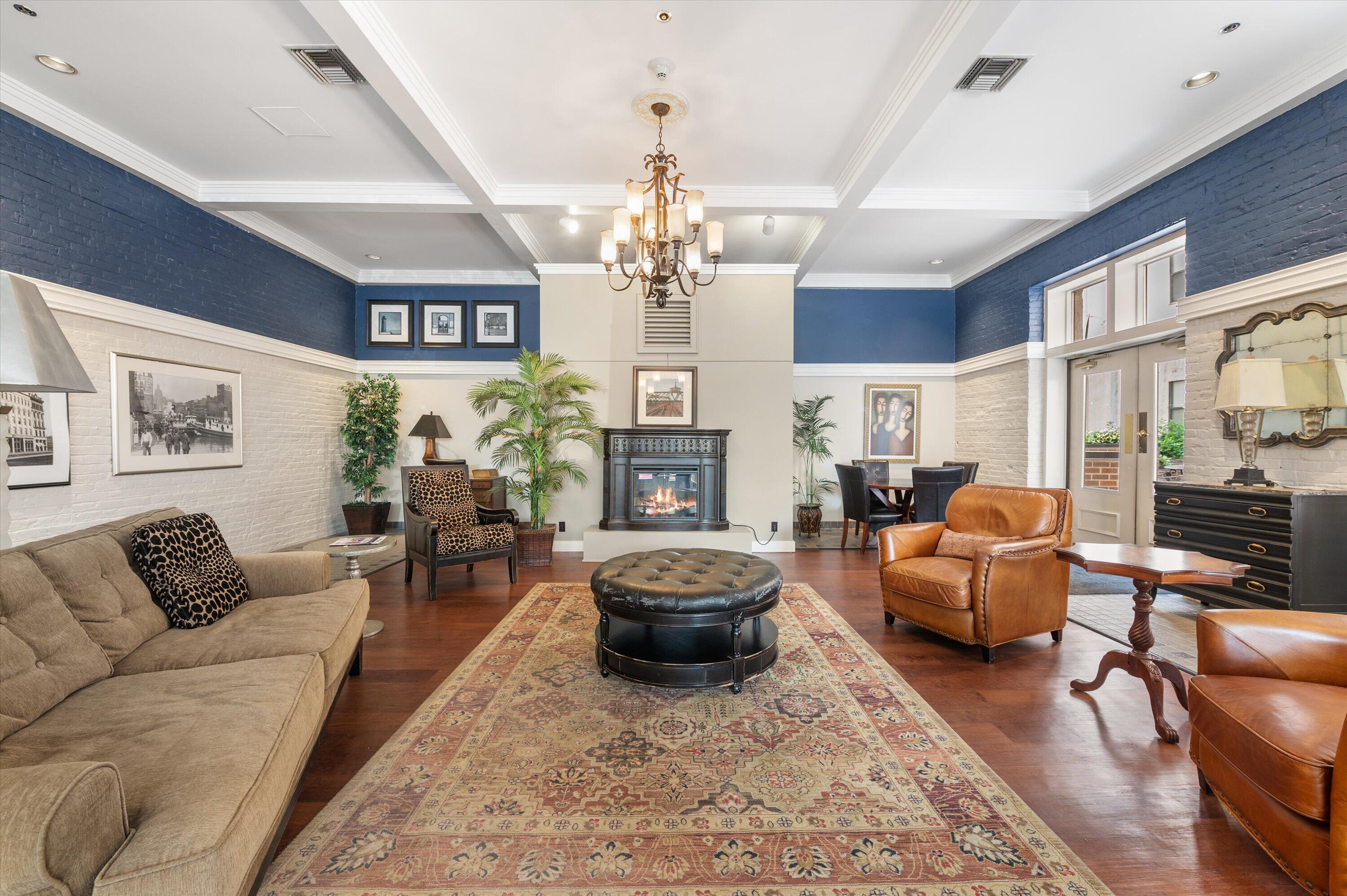 234 N Broadway -, 418