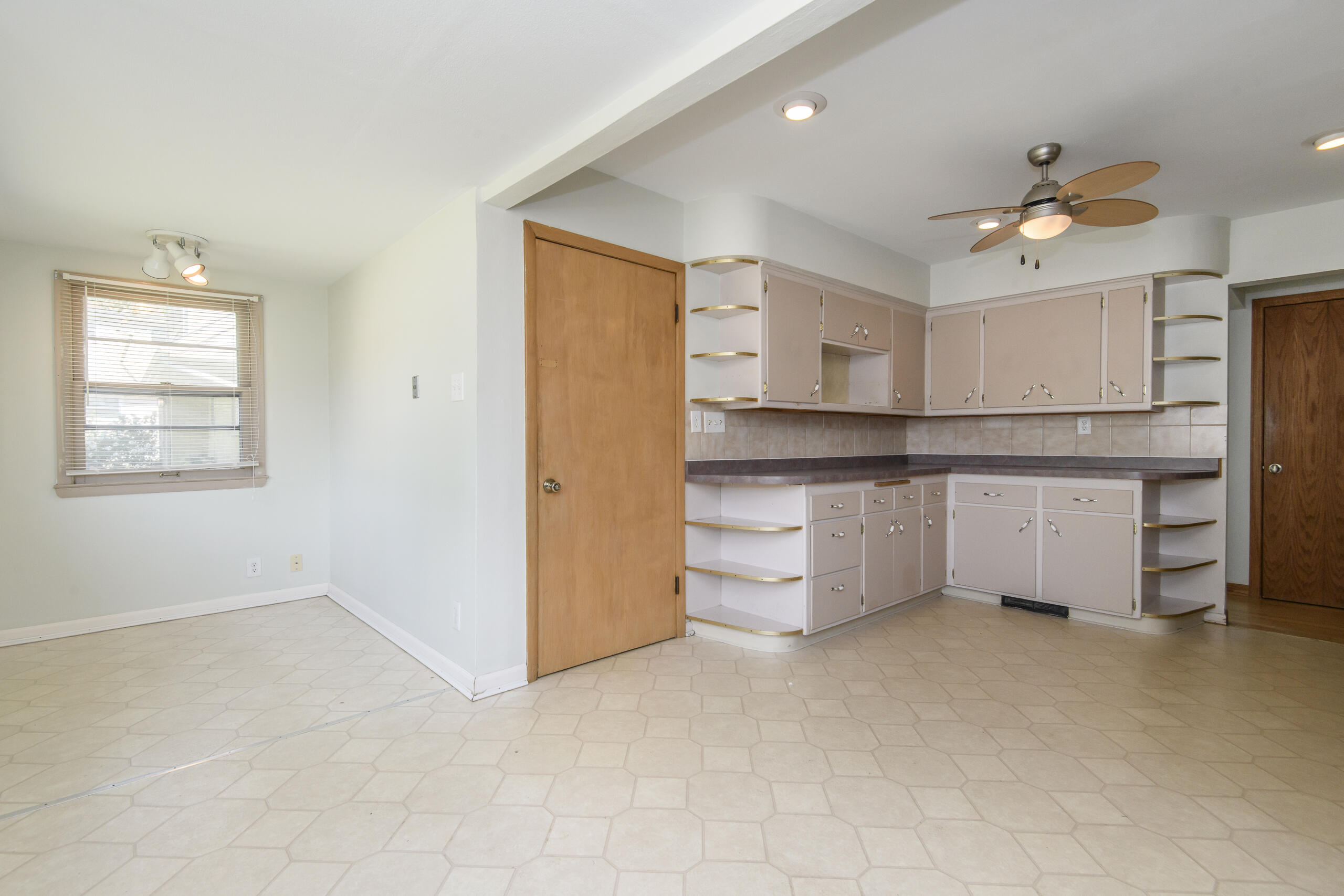 10160 W Montana Ave, 10162