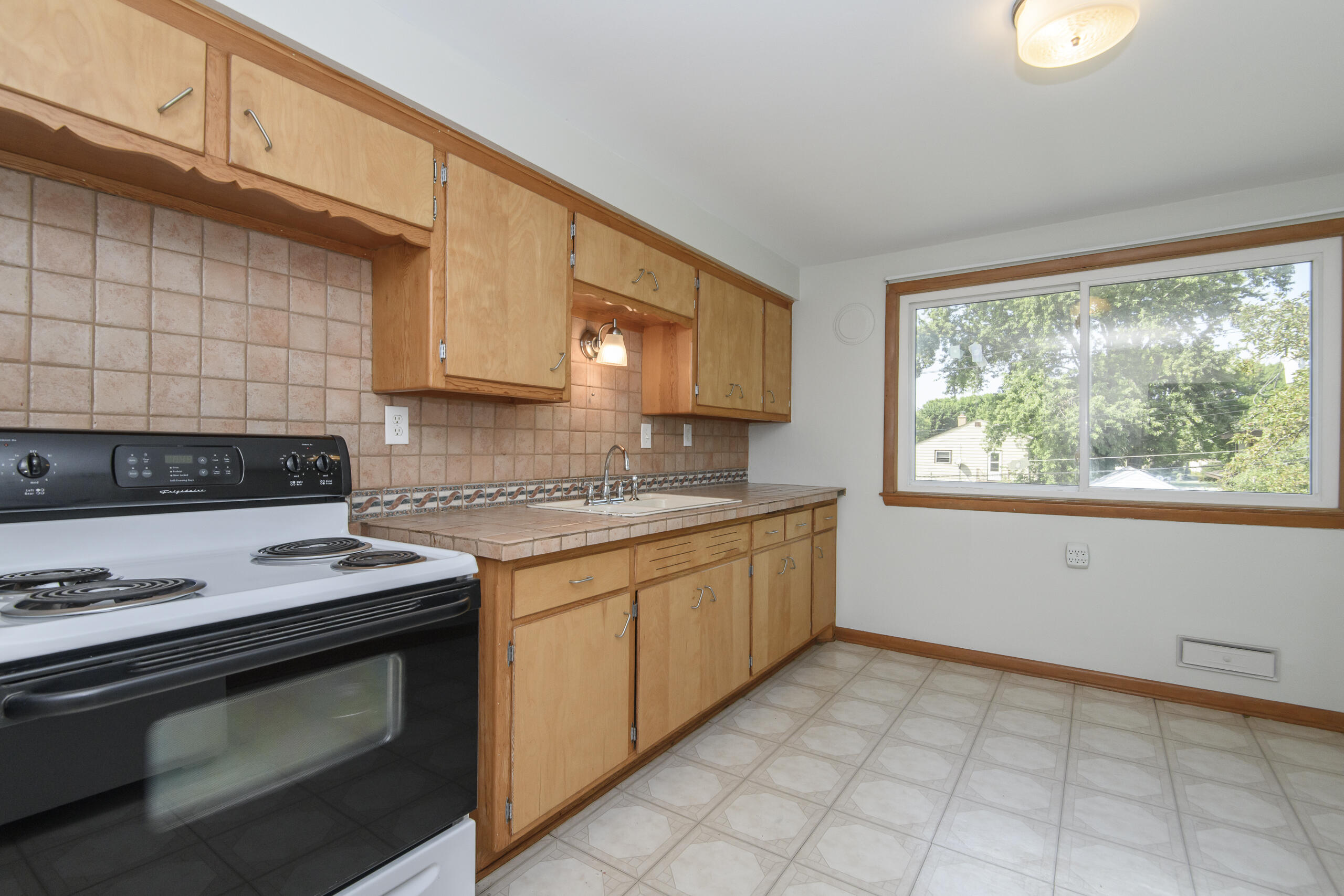 10160 W Montana Ave, 10162