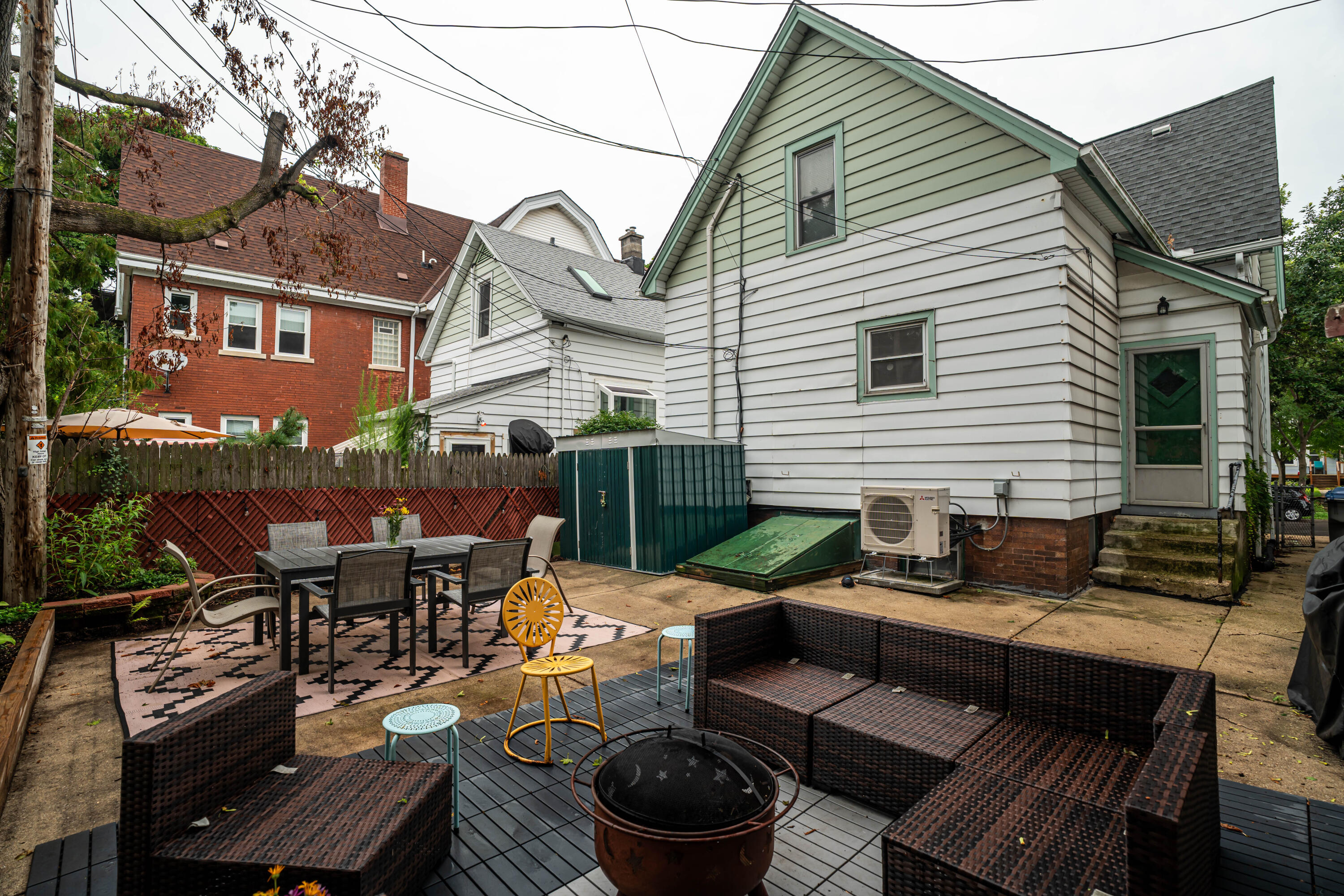 1931 N Bartlett Ave