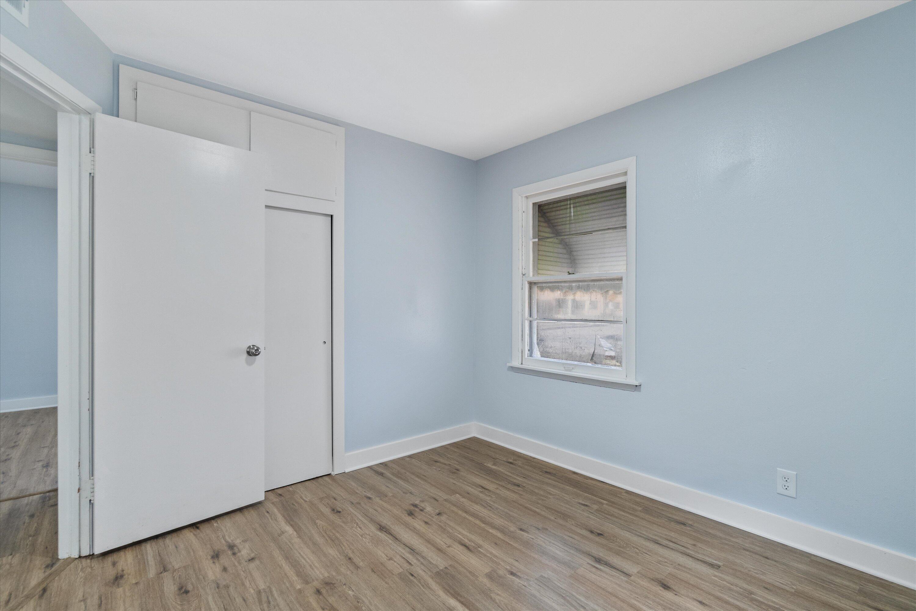 2101 W Fairmount Ave