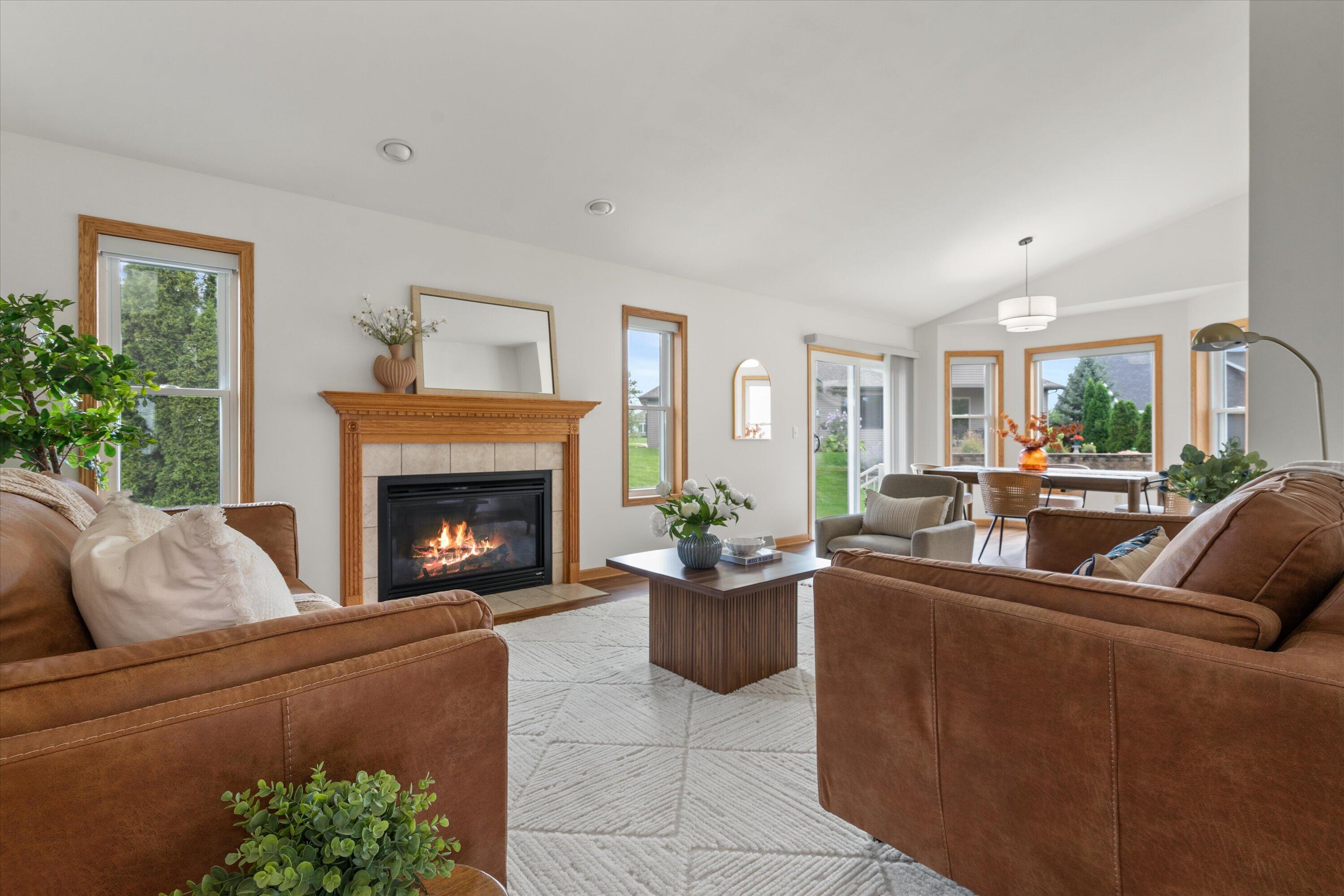 6413 Merganser Dr