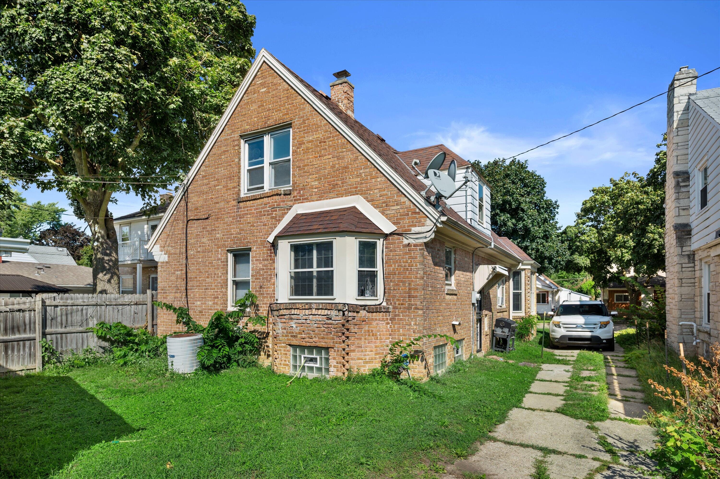 4139 N 50th St