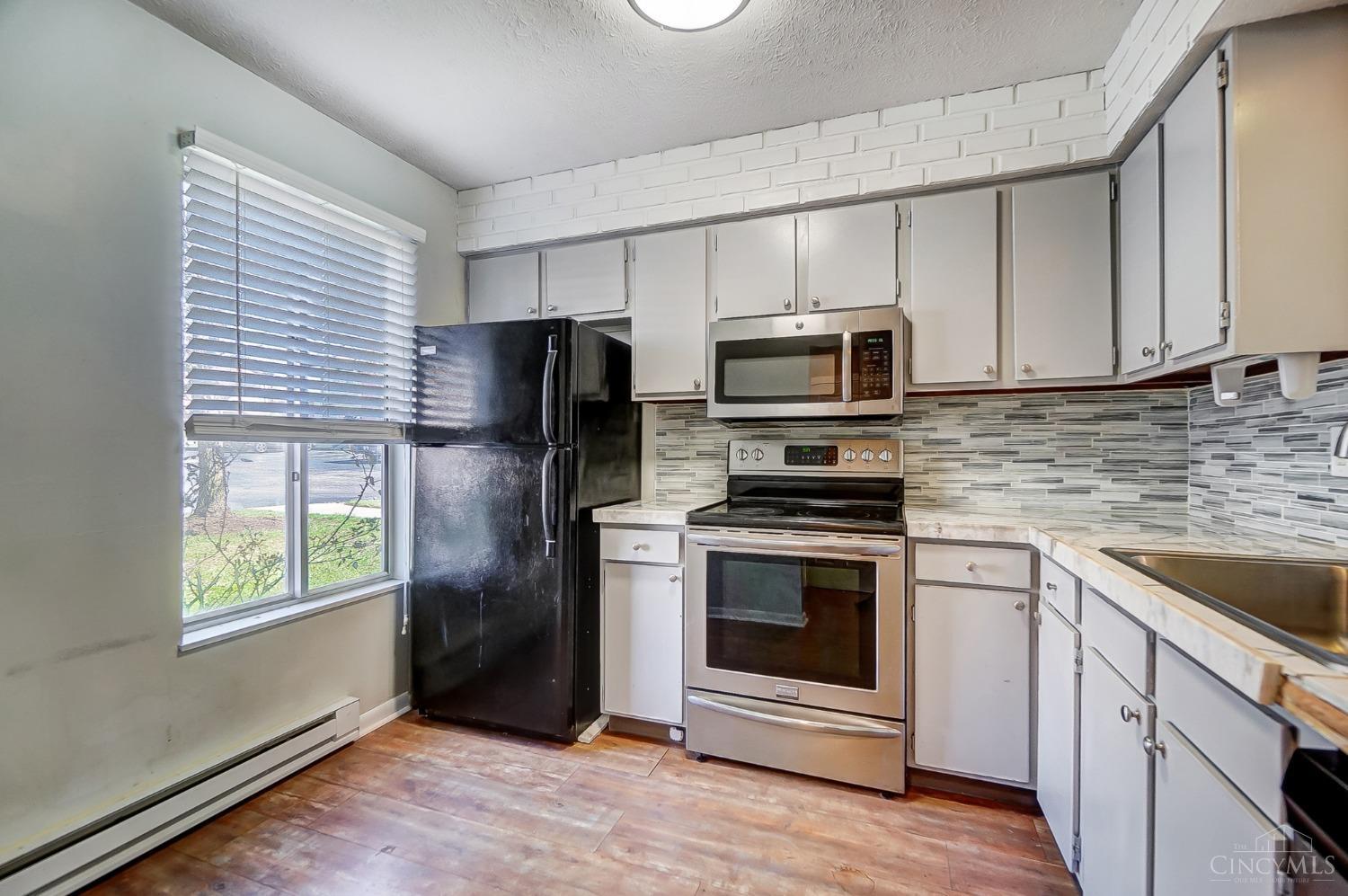 4517 Bonita Drive 9