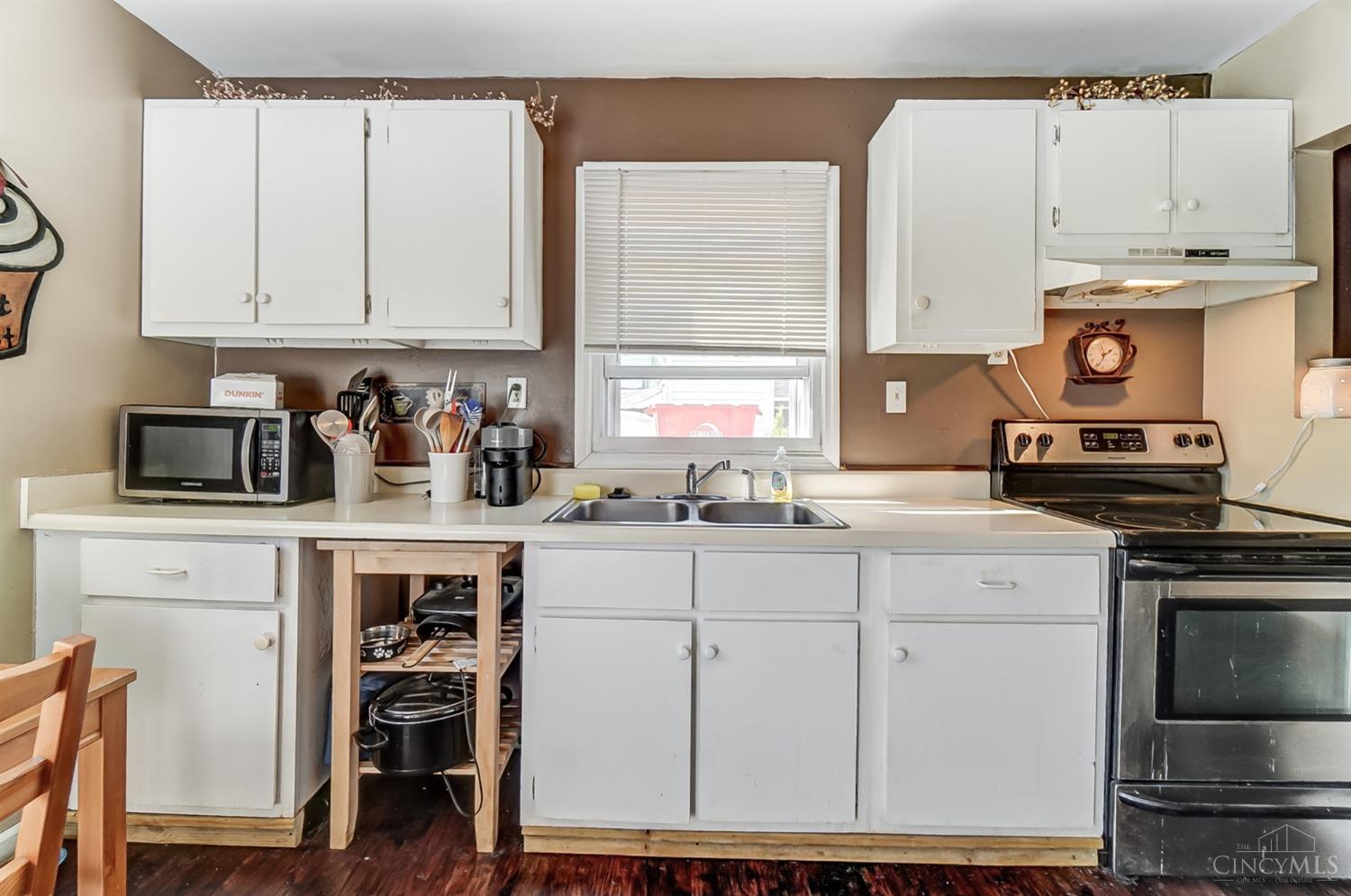215 E Circle Drive