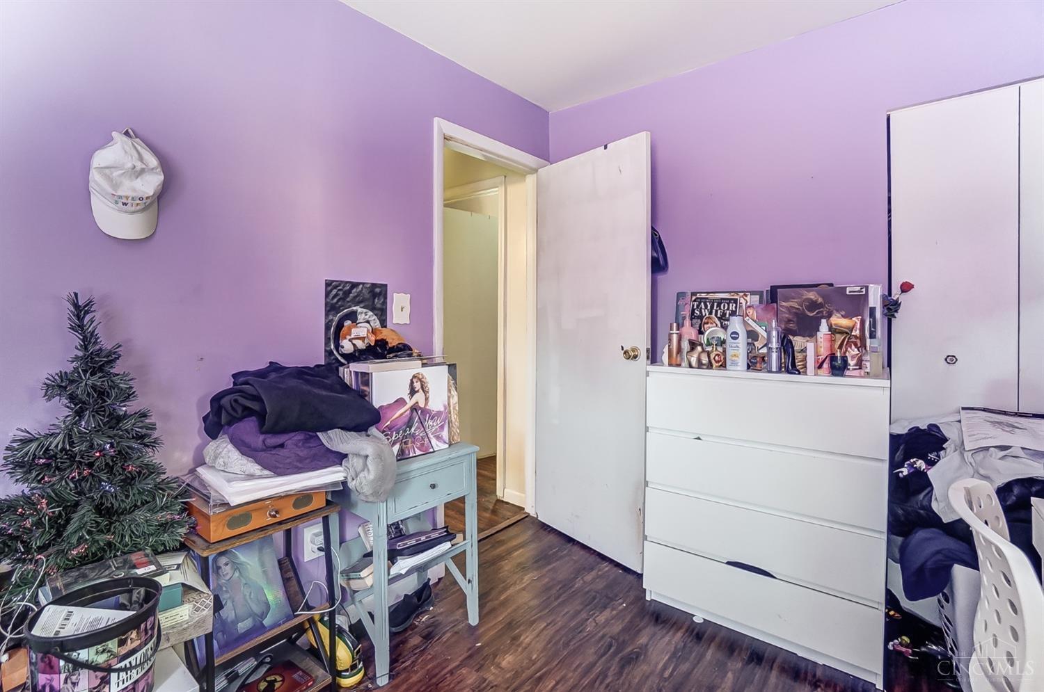 215 E Circle Drive