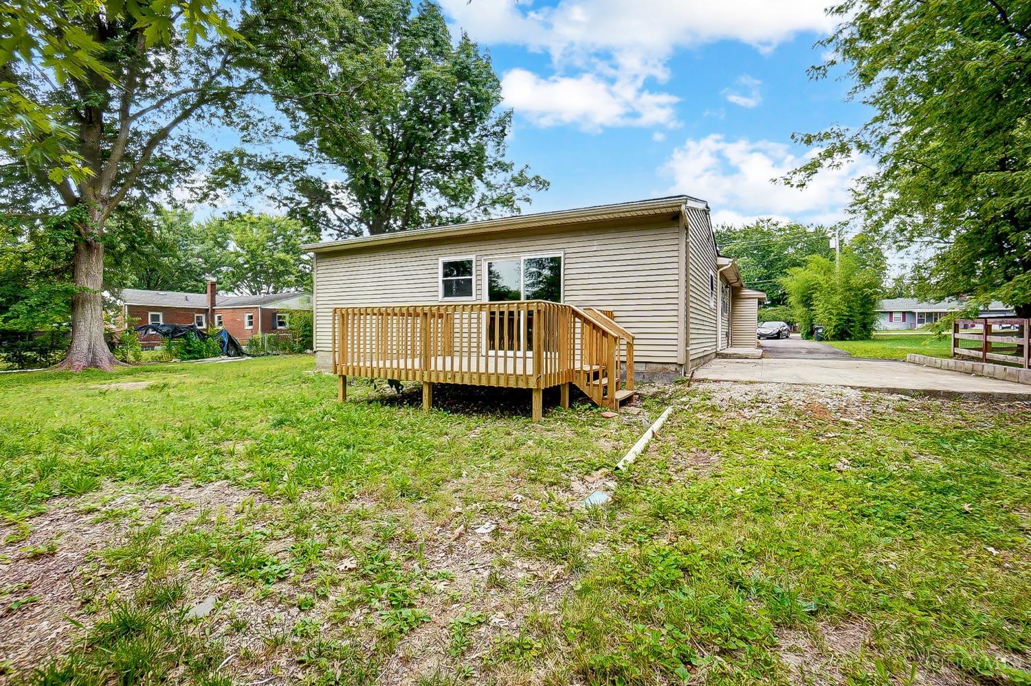 3745 Shaker Road