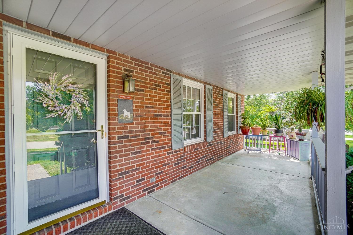 5698 Indian Hill Court