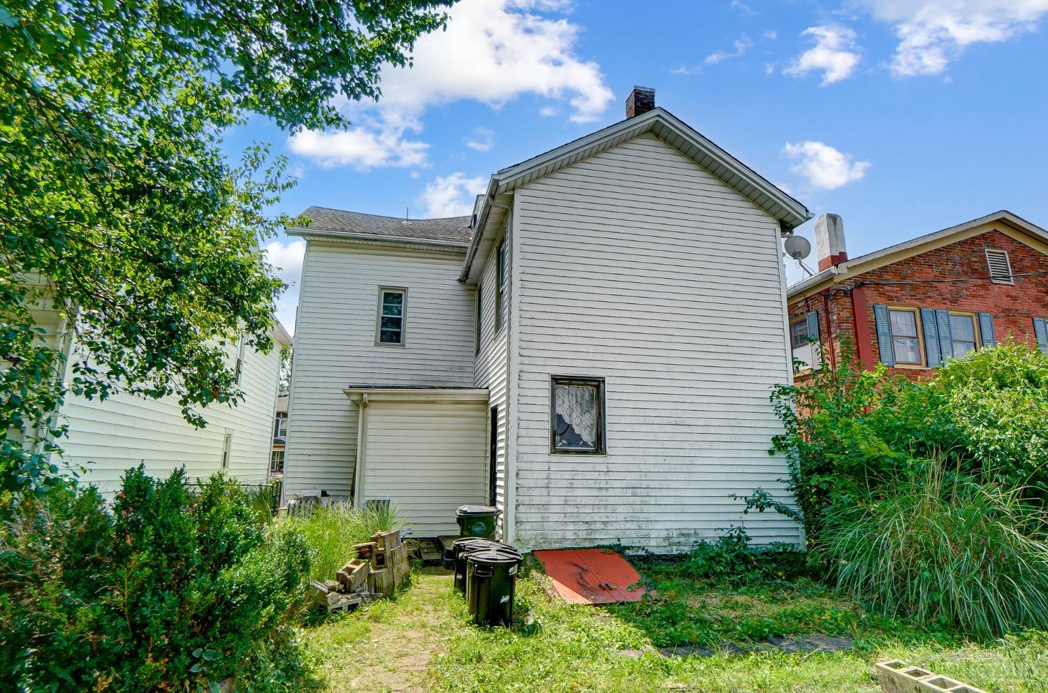 112 Village Street