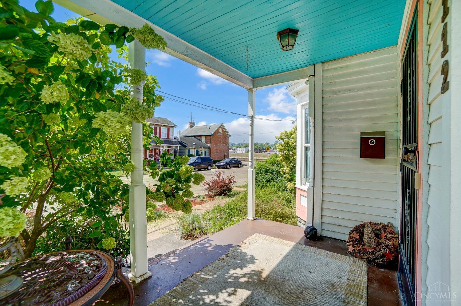 112 Village Street